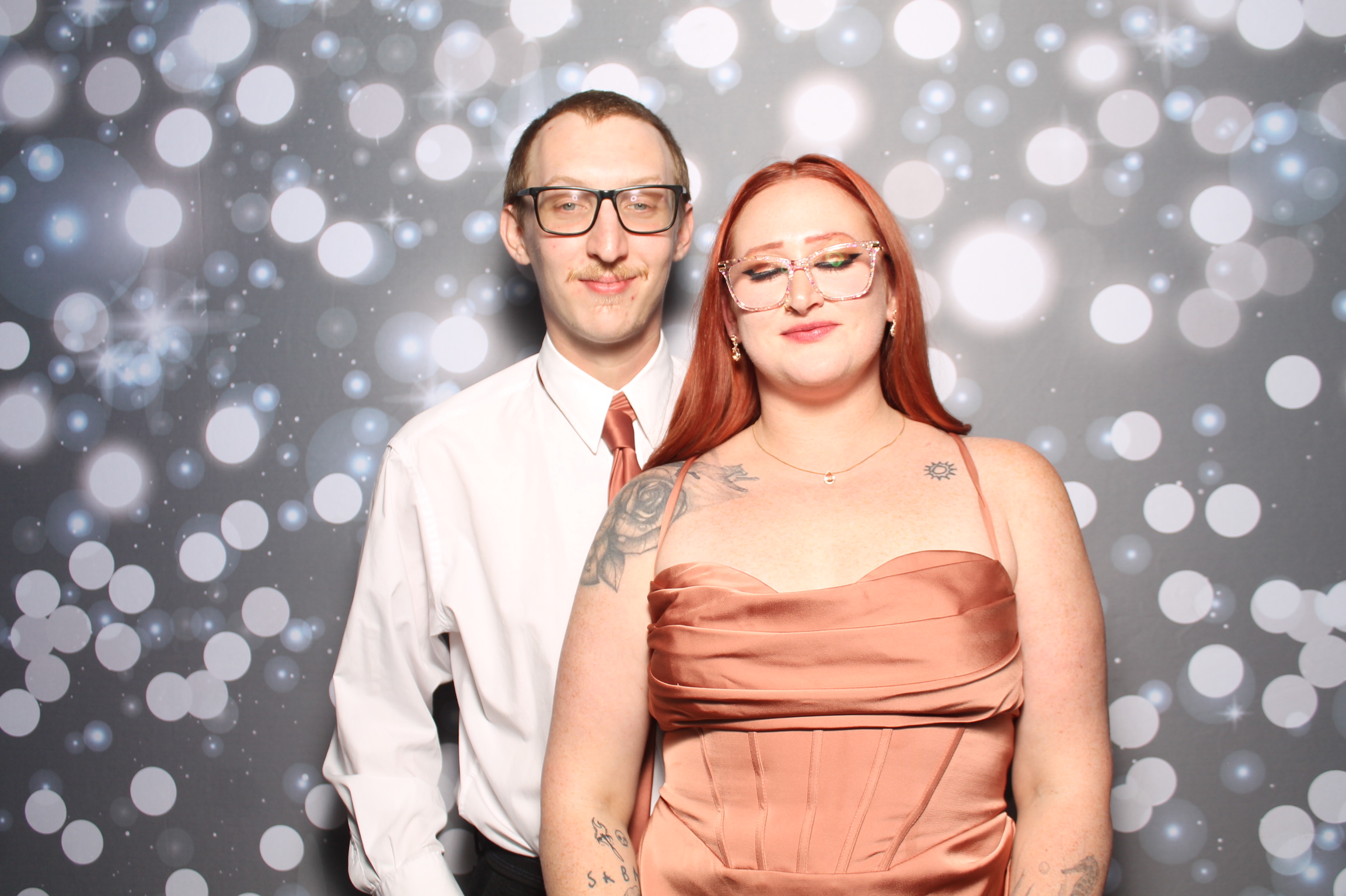 Julia & Jacob | View more photos from the event at gallery.photoboothcincy.com/u/PhotoBoothCincy/Julia-Jacob