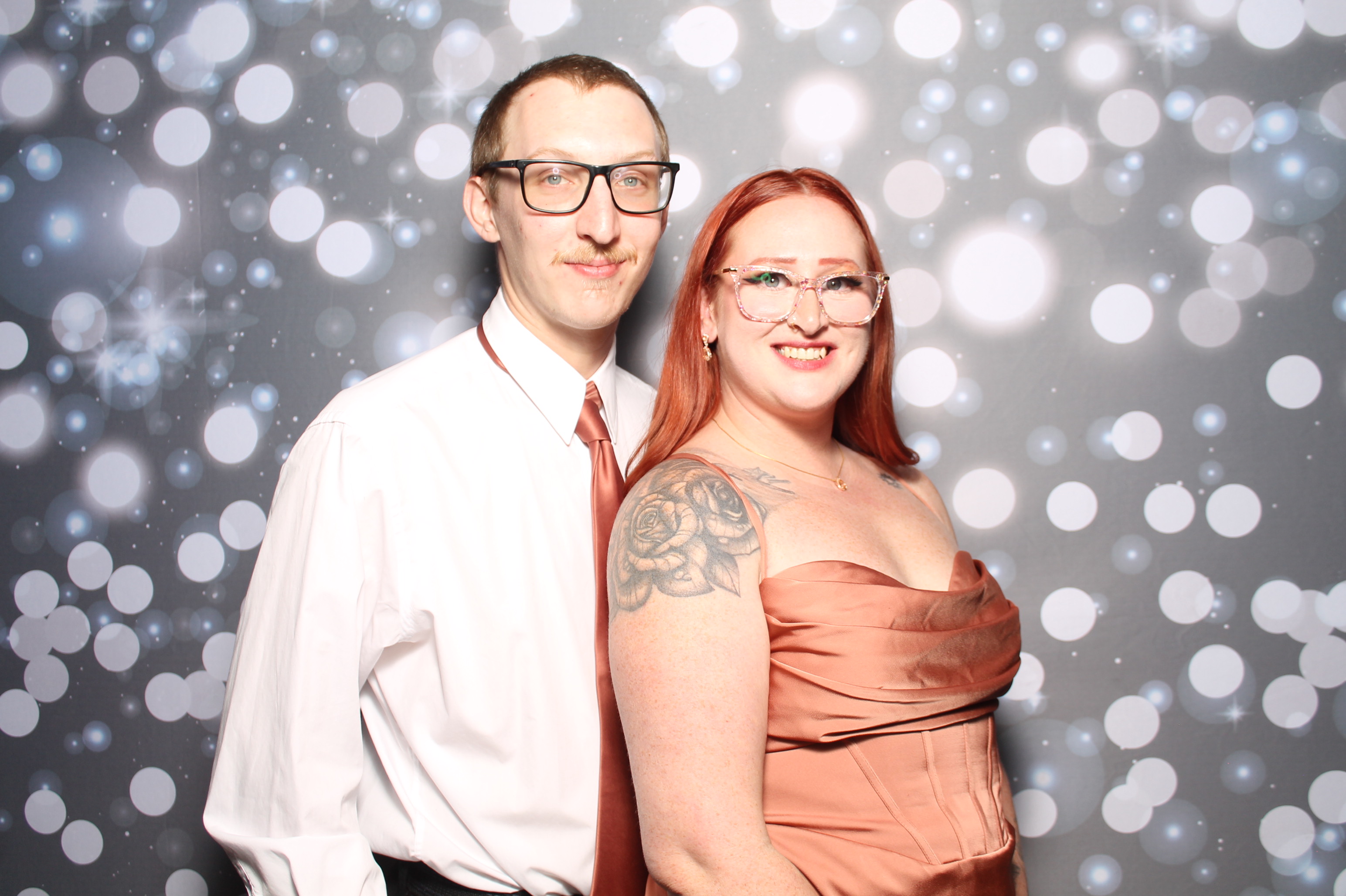 Julia & Jacob | View more photos from the event at gallery.photoboothcincy.com/u/PhotoBoothCincy/Julia-Jacob