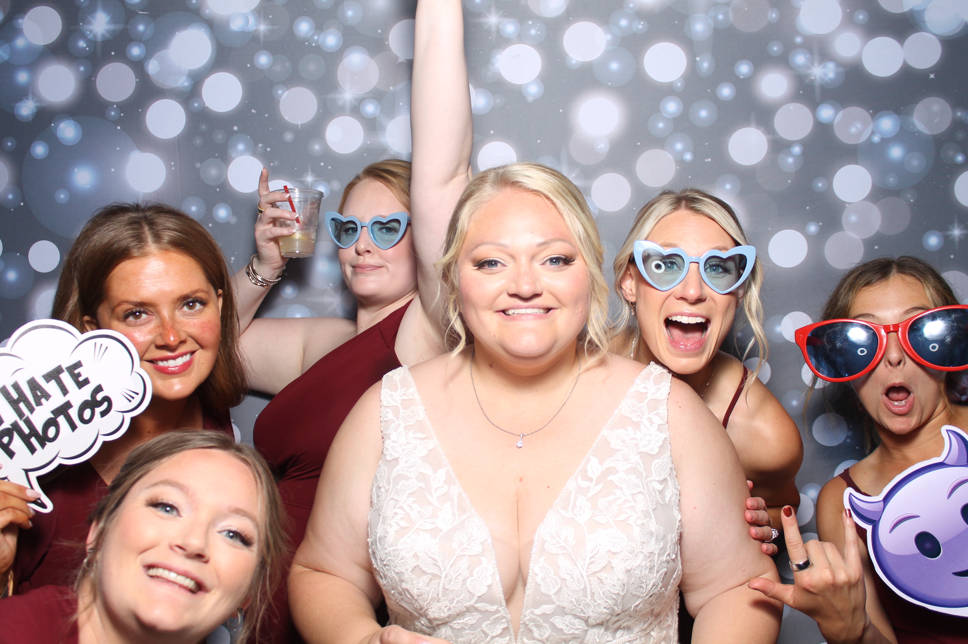 Julia & Jacob | View more photos from the event at gallery.photoboothcincy.com/u/PhotoBoothCincy/Julia-Jacob