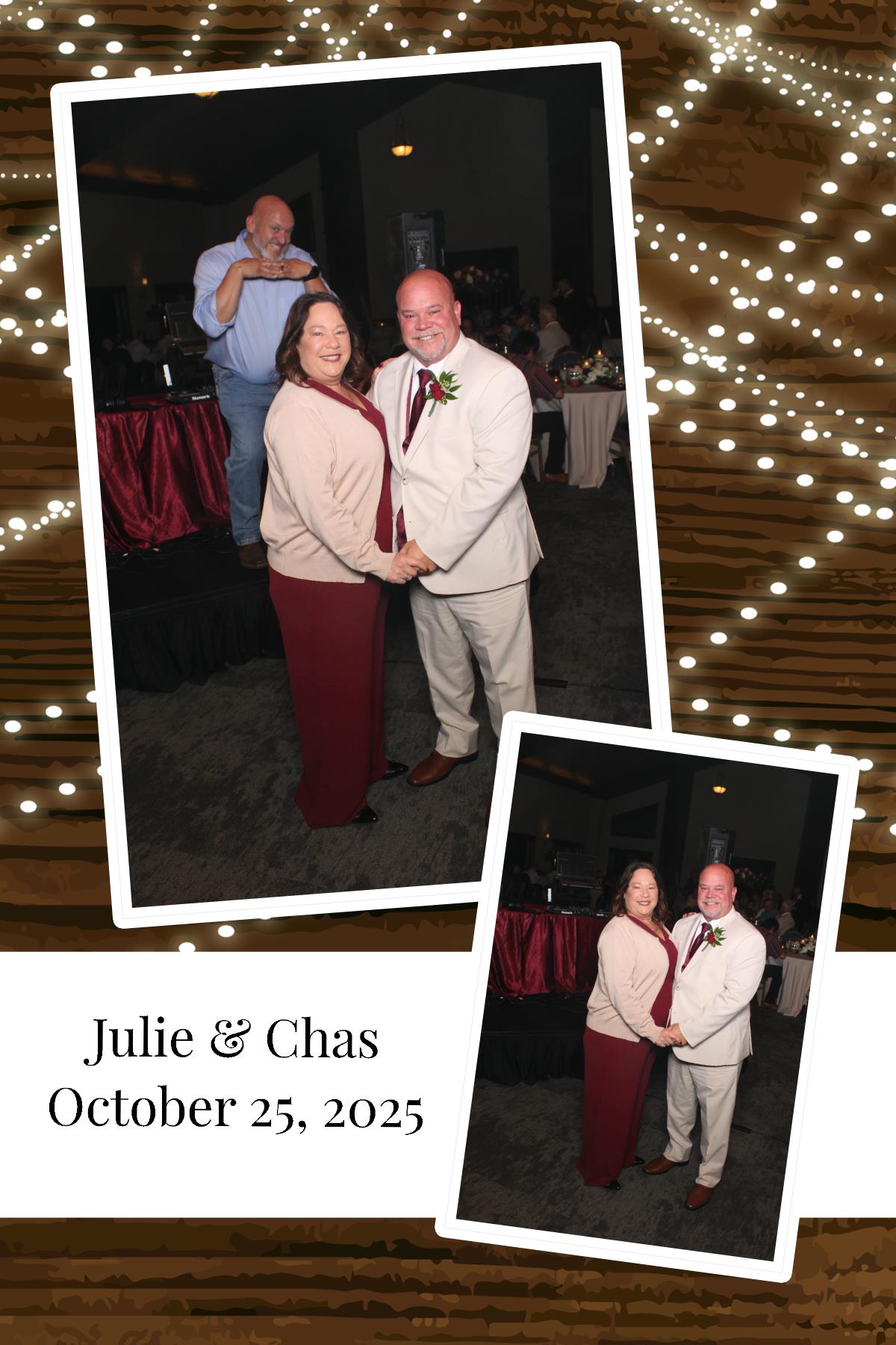 Julie & Chas | View more photos from the event at gallery.photoboothcincy.com/u/PhotoBoothCincy/Julie-Chas