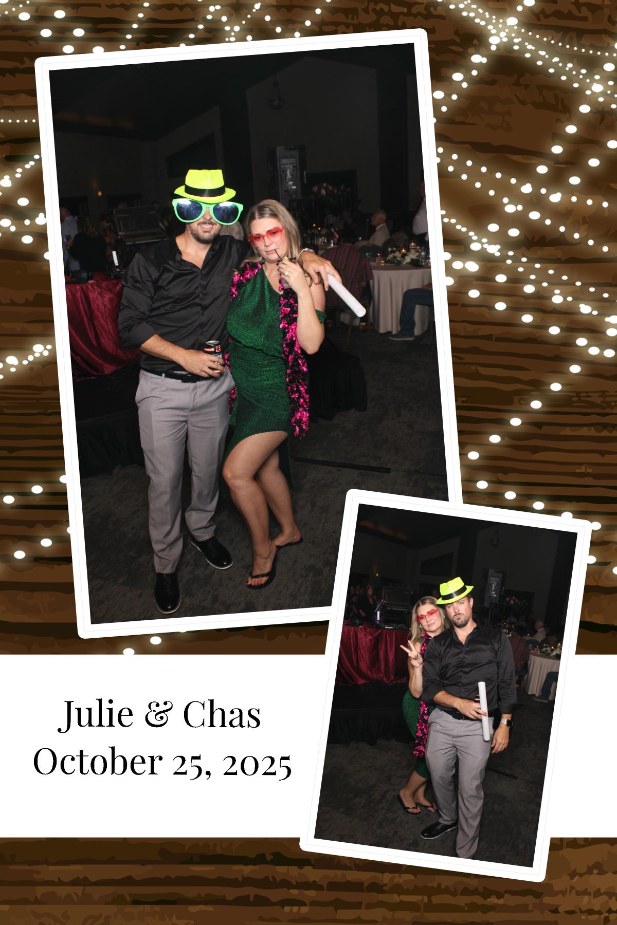 Julie & Chas | View more photos from the event at gallery.photoboothcincy.com/u/PhotoBoothCincy/Julie-Chas