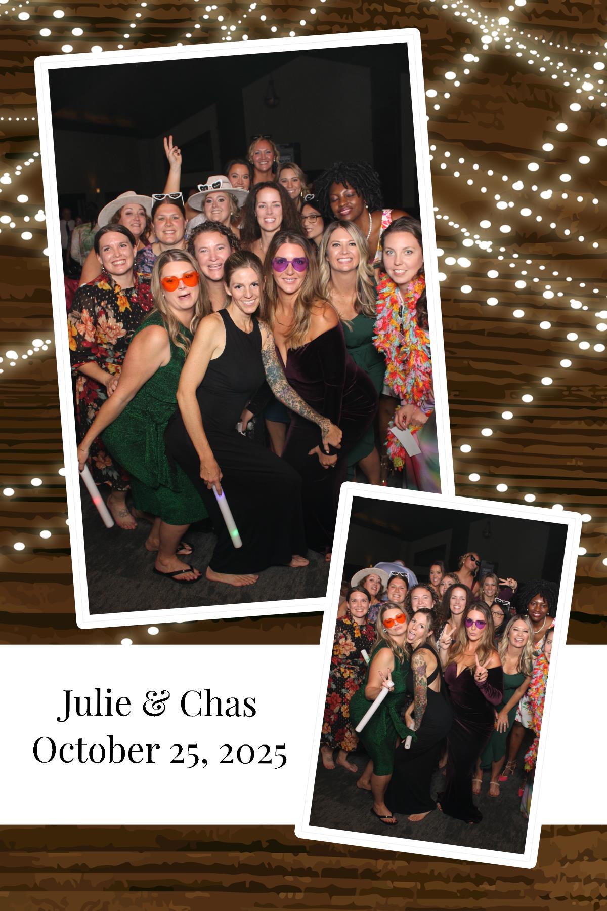 Julie & Chas | View more photos from the event at gallery.photoboothcincy.com/u/PhotoBoothCincy/Julie-Chas