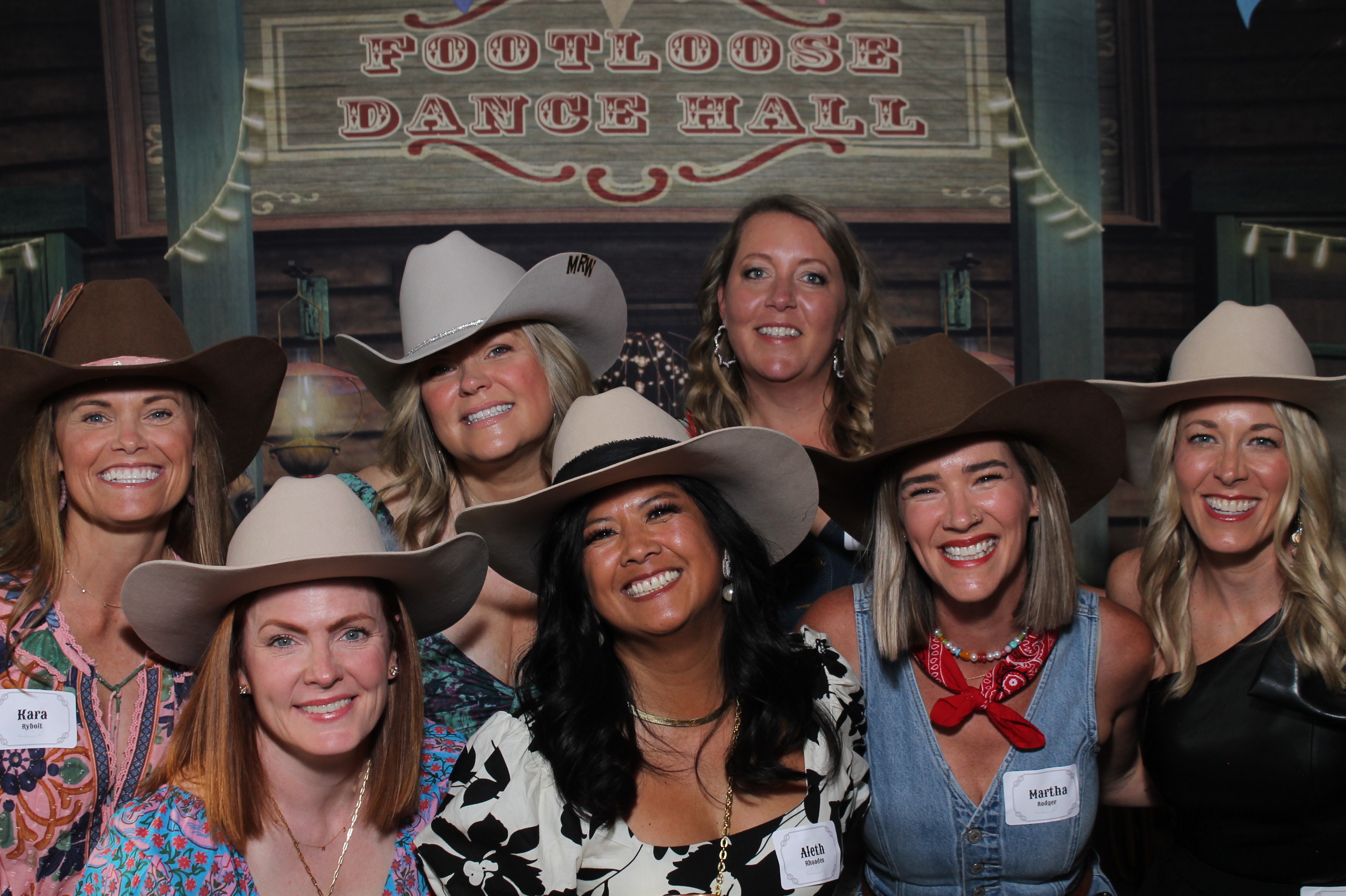 JuneFest Gala  | View more photos from the event at gallery.photoboothcincy.com/u/PhotoBoothCincy/JuneFest-Gala