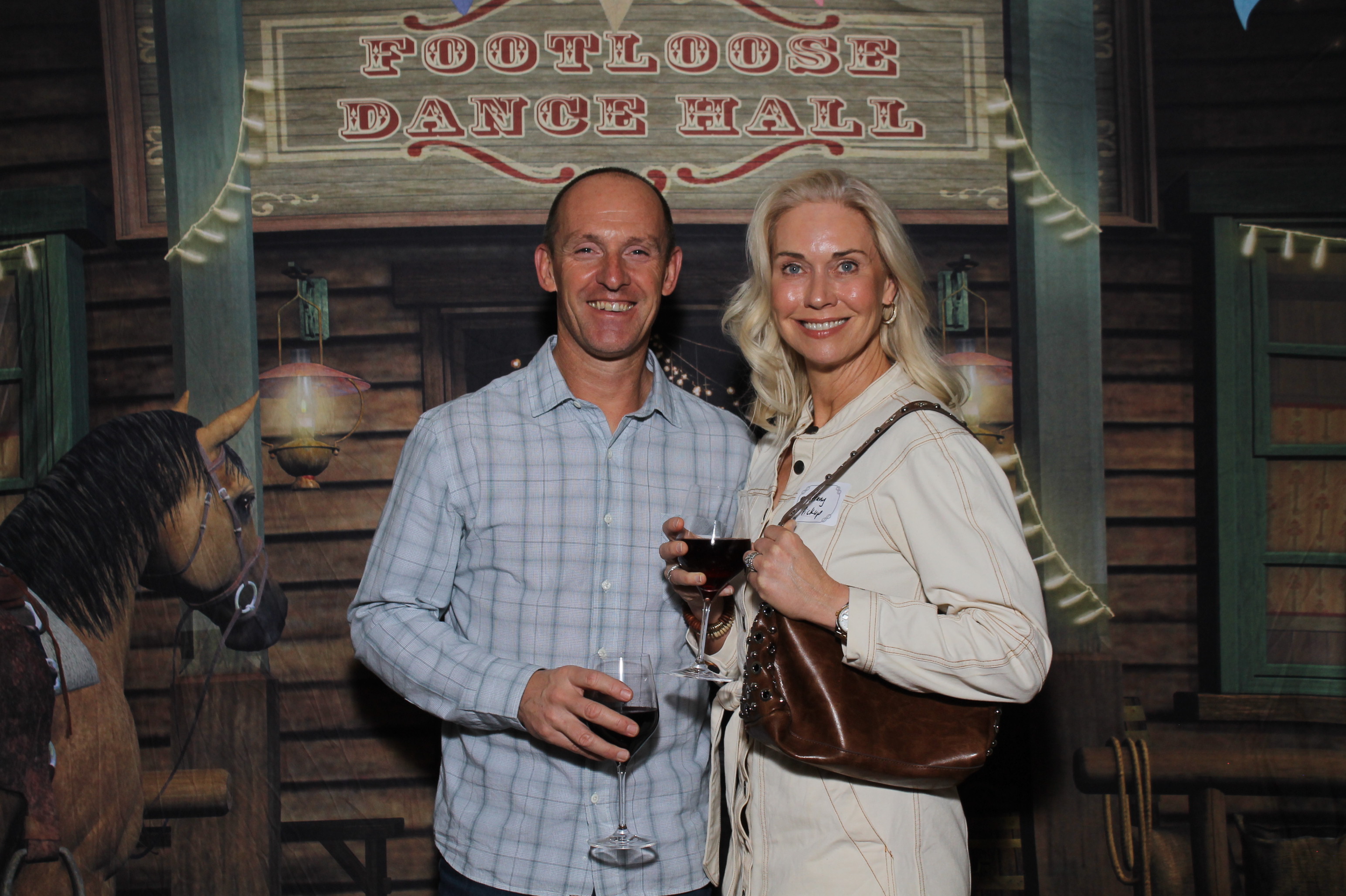 JuneFest Gala  | View more photos from the event at gallery.photoboothcincy.com/u/PhotoBoothCincy/JuneFest-Gala