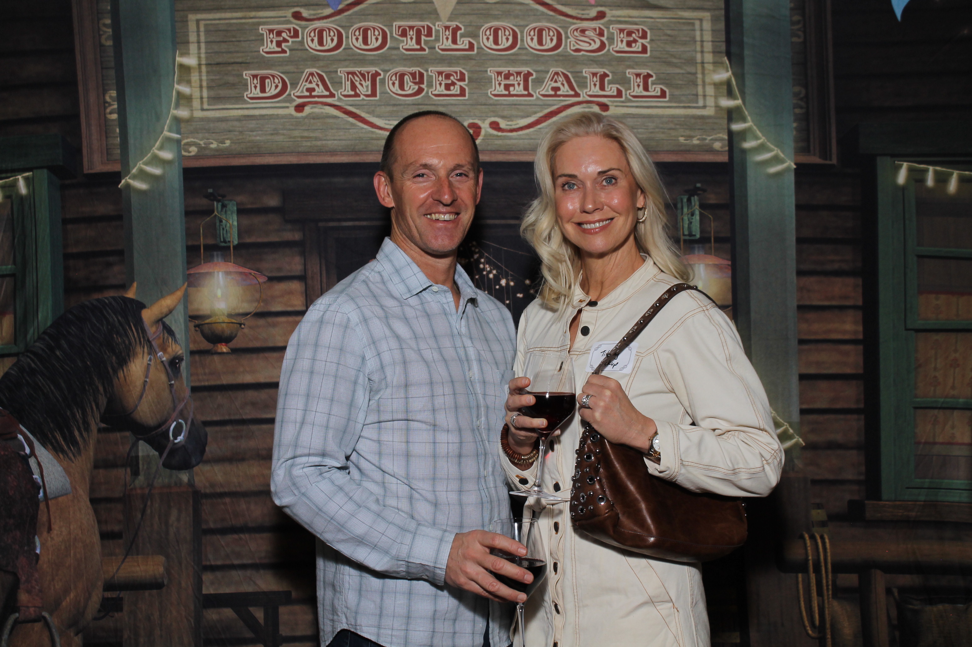 JuneFest Gala  | View more photos from the event at gallery.photoboothcincy.com/u/PhotoBoothCincy/JuneFest-Gala