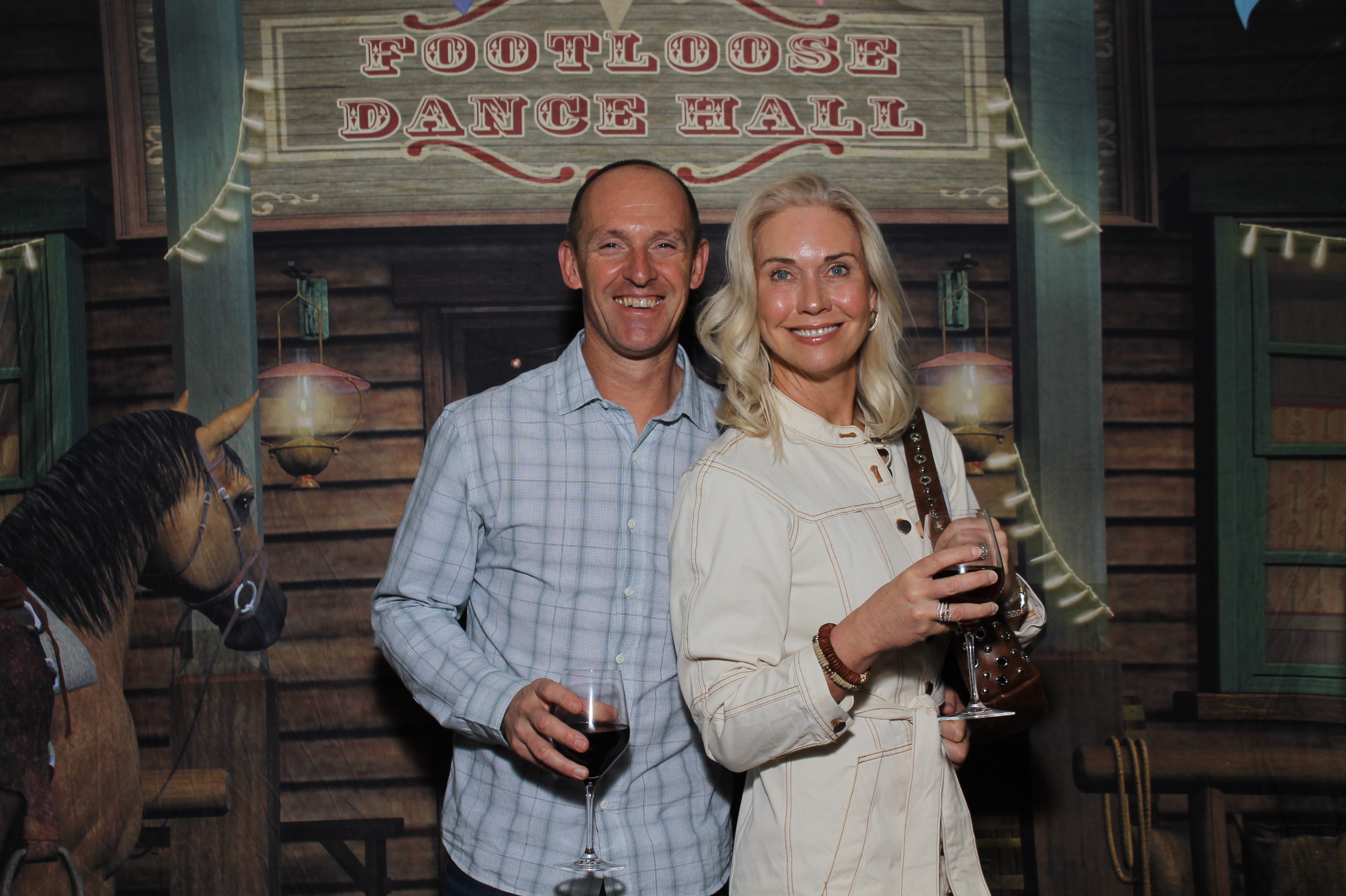 JuneFest Gala  | View more photos from the event at gallery.photoboothcincy.com/u/PhotoBoothCincy/JuneFest-Gala