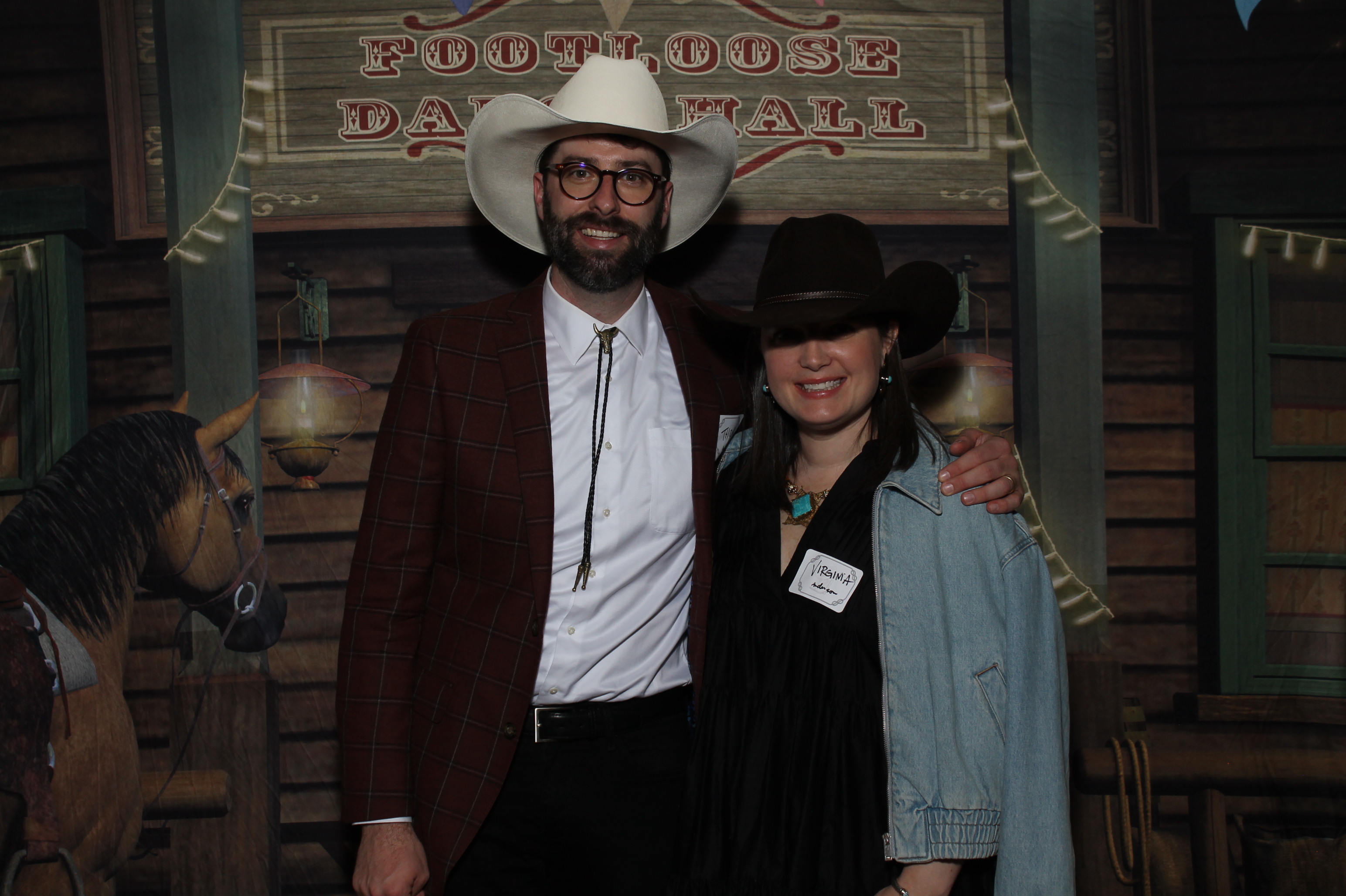 JuneFest Gala  | View more photos from the event at gallery.photoboothcincy.com/u/PhotoBoothCincy/JuneFest-Gala