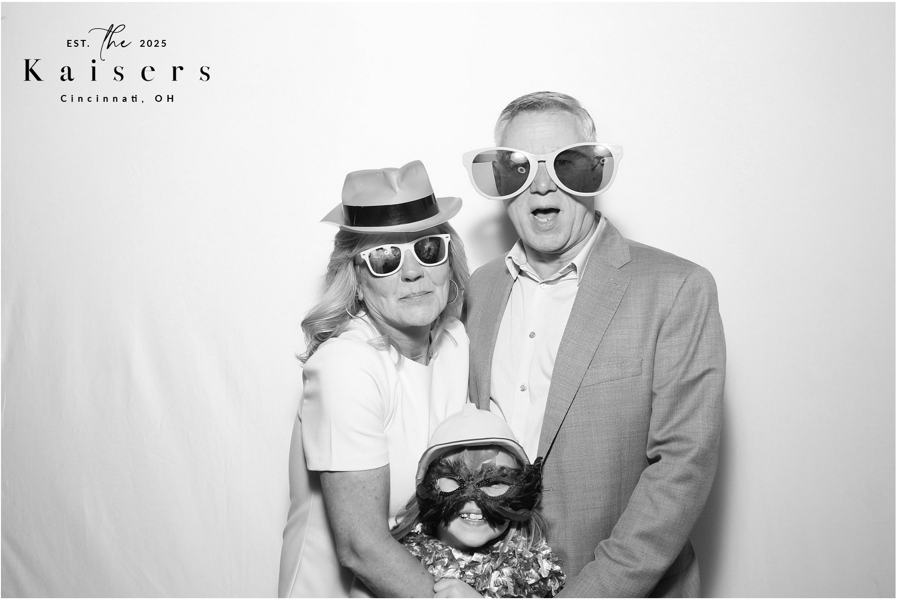 Kaiser Wedding | View more photos from the event at gallery.photoboothcincy.com/u/PhotoBoothCincy/Kaiser-Wedding