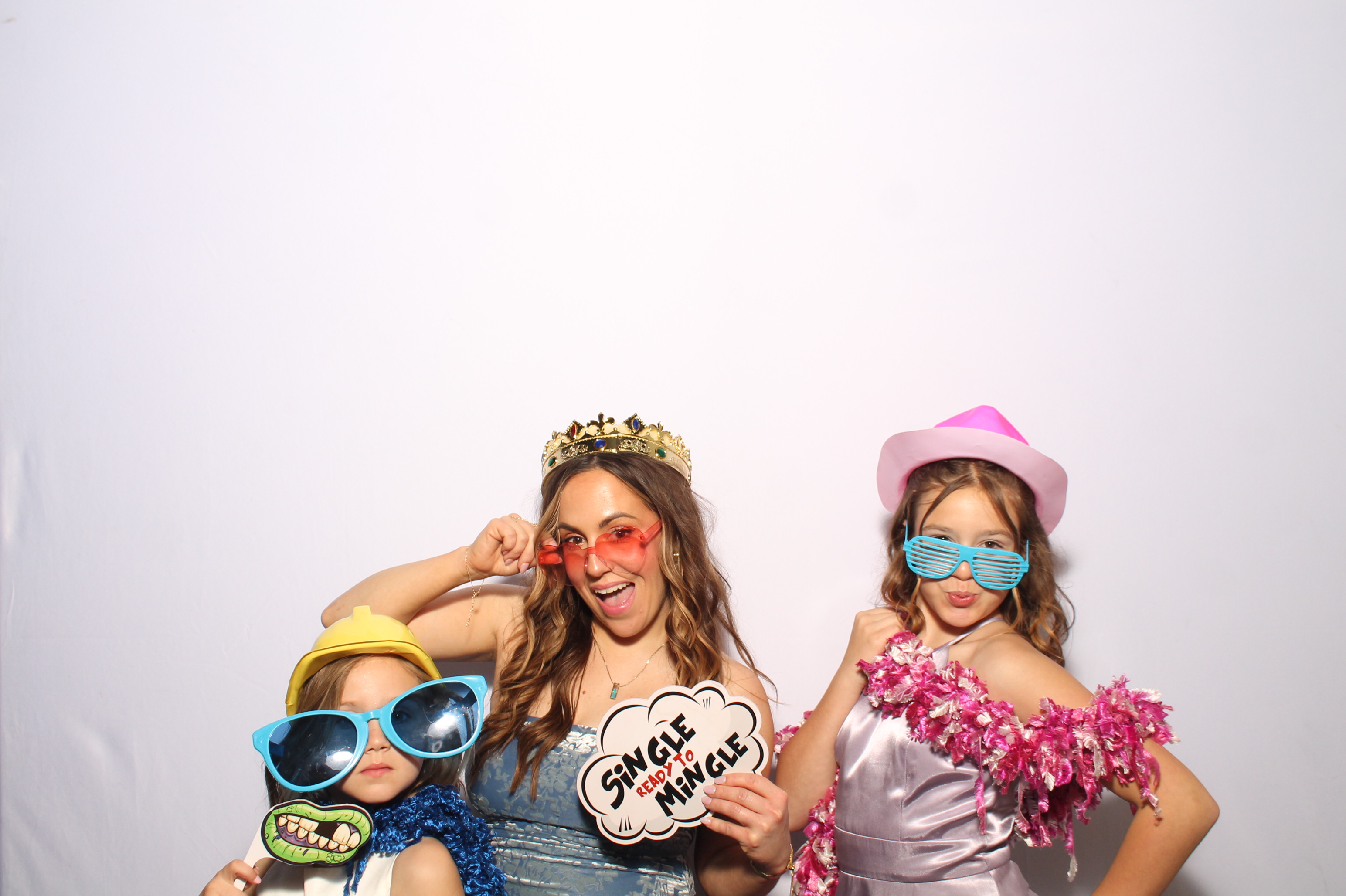 Kaiser Wedding | View more photos from the event at gallery.photoboothcincy.com/u/PhotoBoothCincy/Kaiser-Wedding