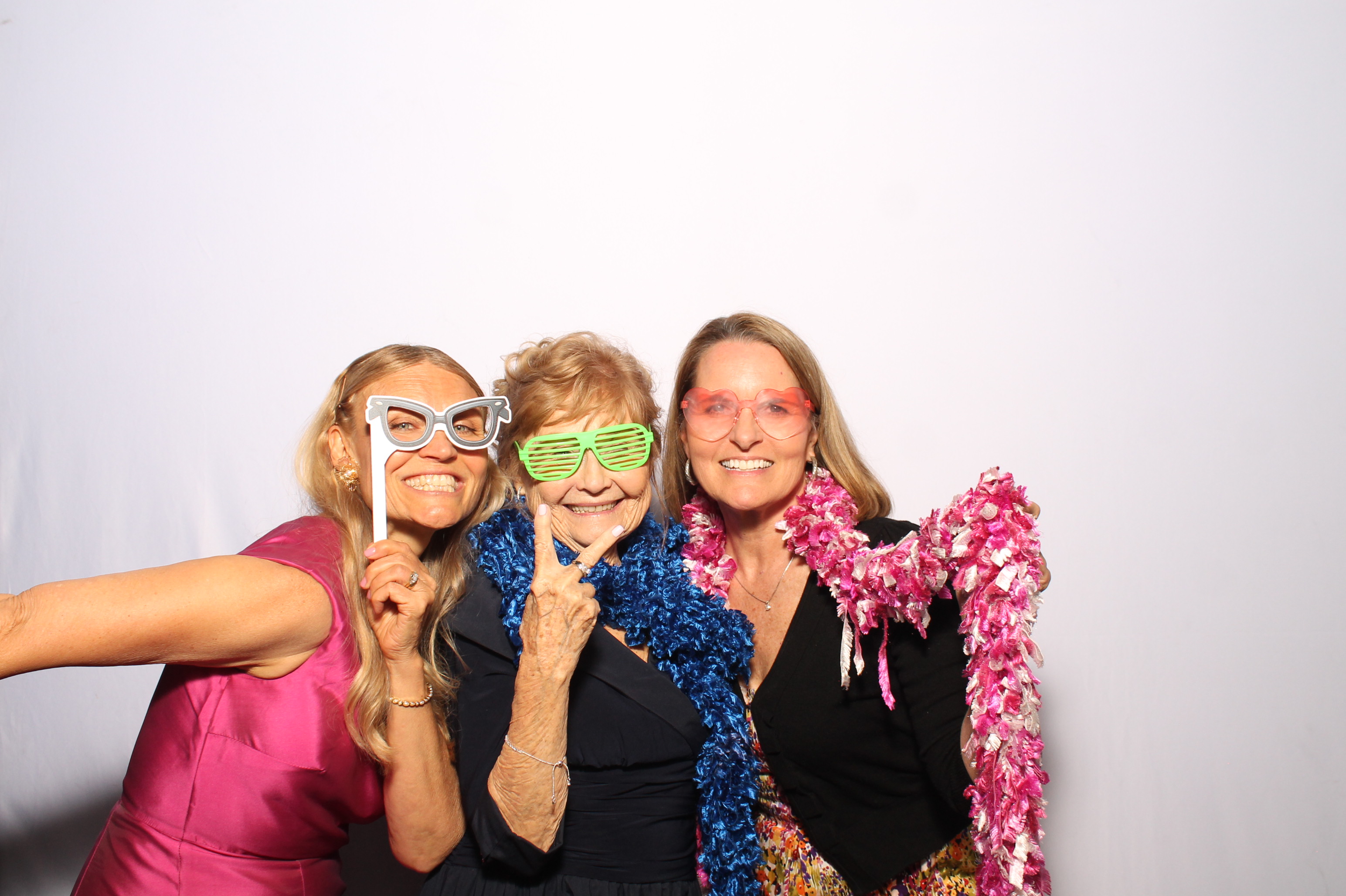 Kaiser Wedding | View more photos from the event at gallery.photoboothcincy.com/u/PhotoBoothCincy/Kaiser-Wedding