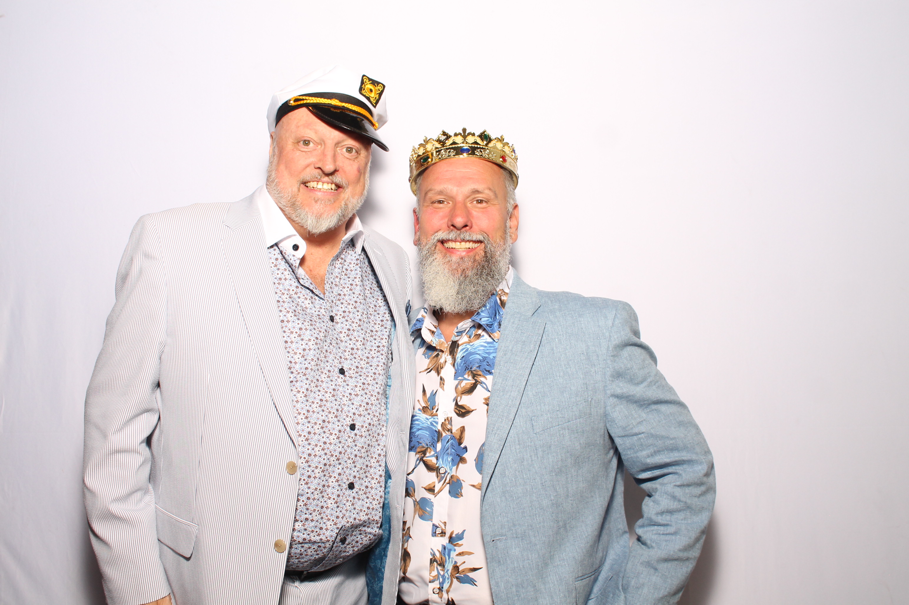 Kaiser Wedding | View more photos from the event at gallery.photoboothcincy.com/u/PhotoBoothCincy/Kaiser-Wedding