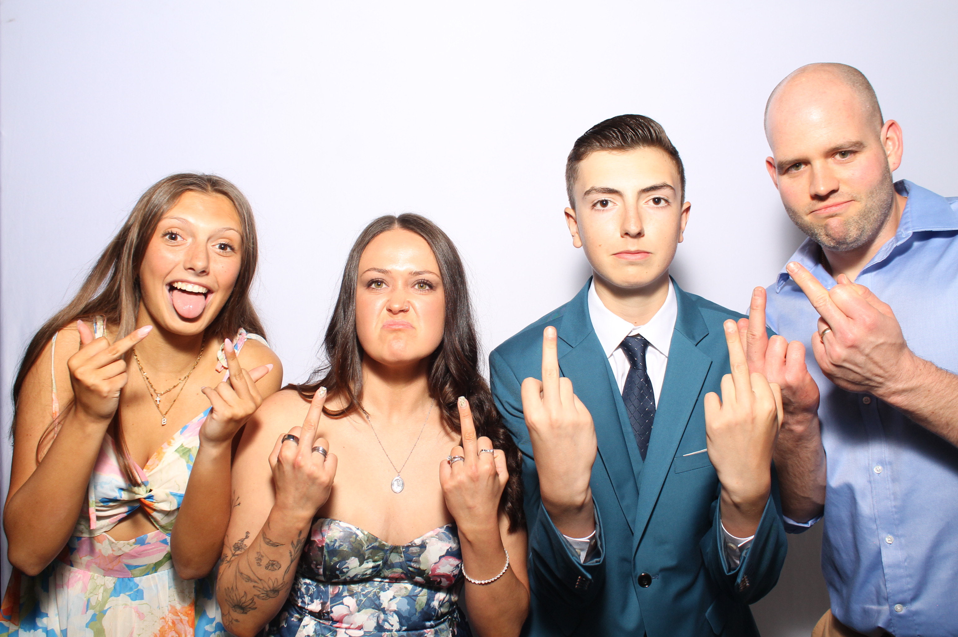 Kaiser Wedding | View more photos from the event at gallery.photoboothcincy.com/u/PhotoBoothCincy/Kaiser-Wedding