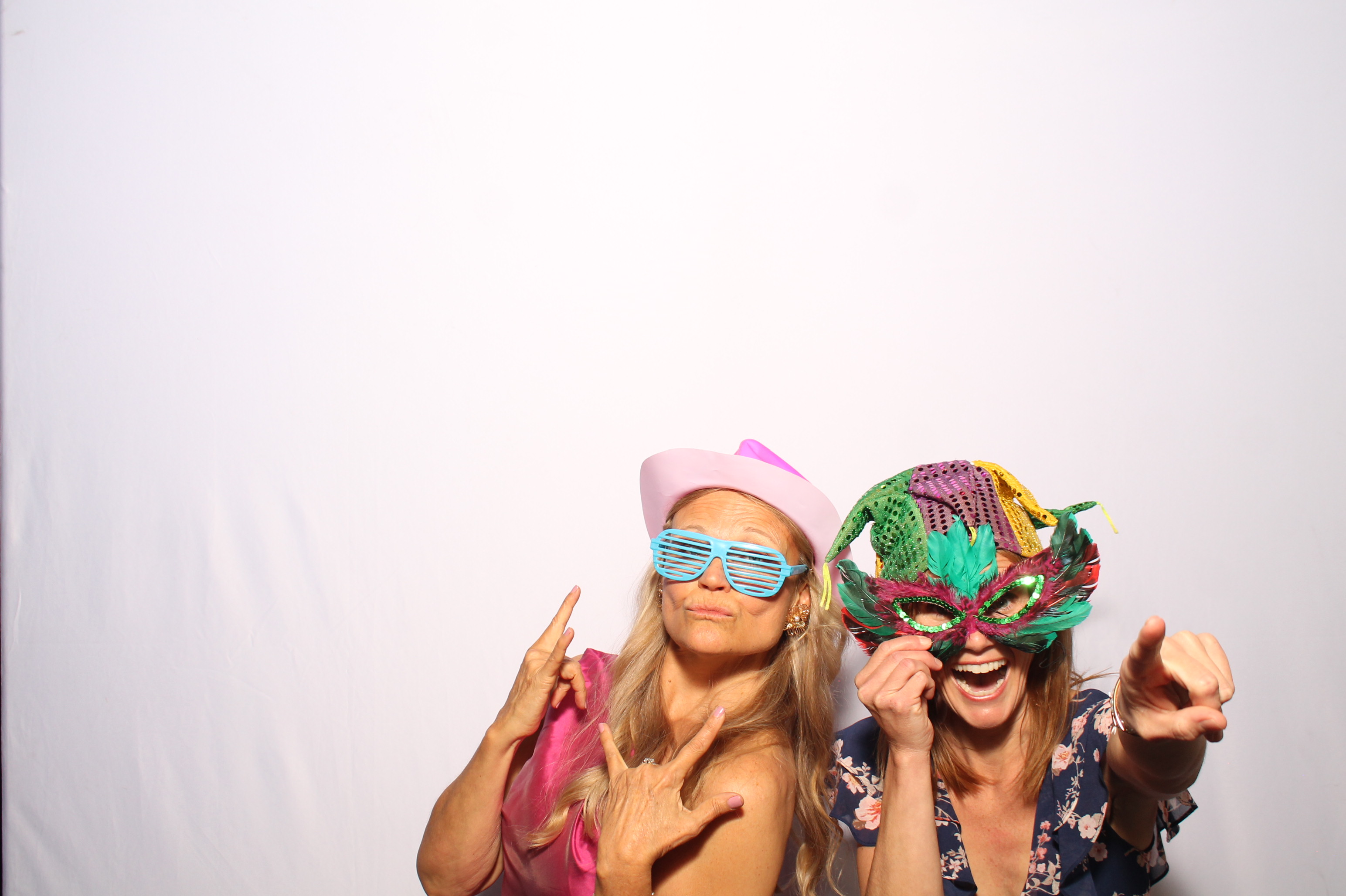Kaiser Wedding | View more photos from the event at gallery.photoboothcincy.com/u/PhotoBoothCincy/Kaiser-Wedding
