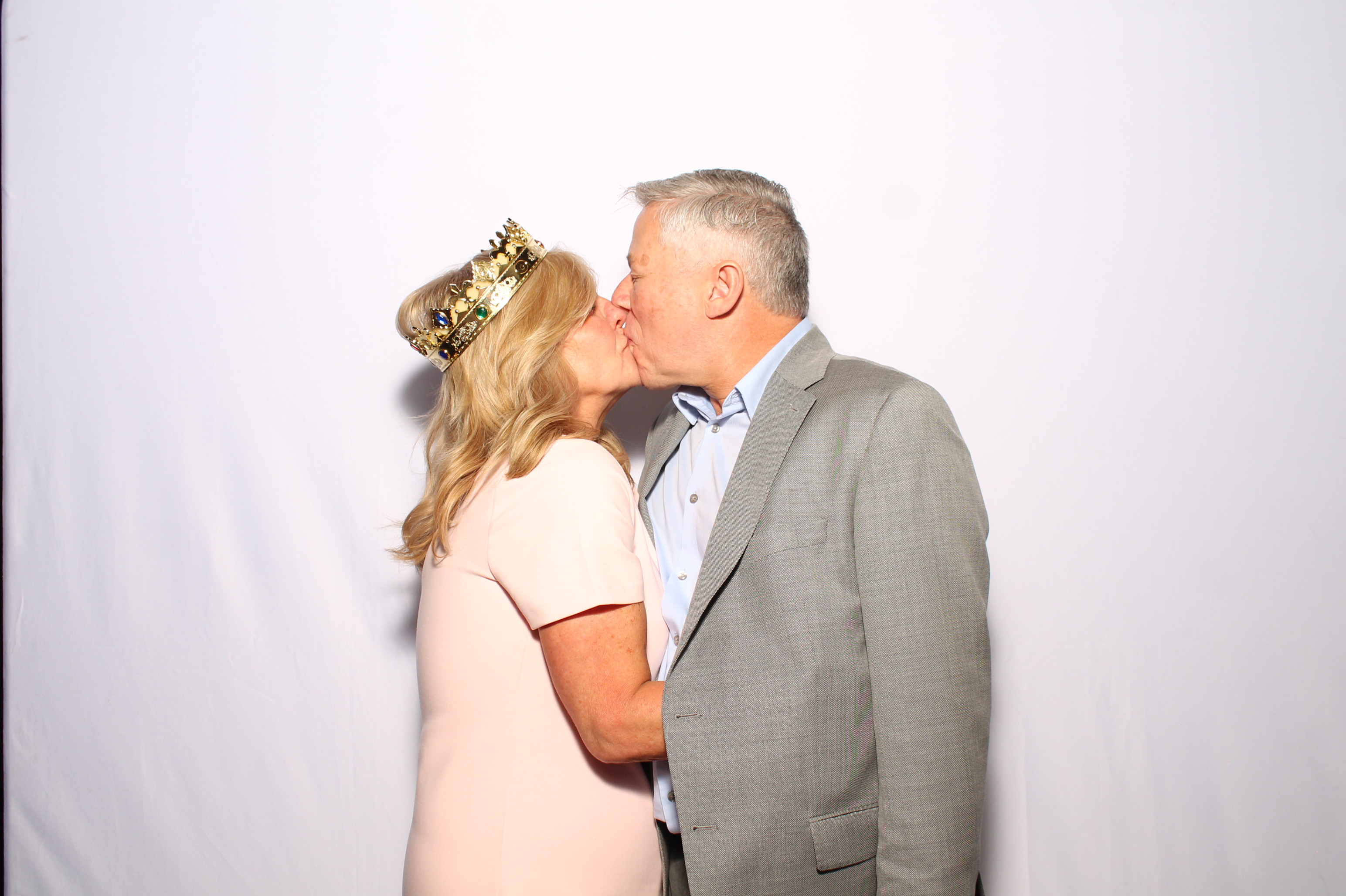 Kaiser Wedding | View more photos from the event at gallery.photoboothcincy.com/u/PhotoBoothCincy/Kaiser-Wedding