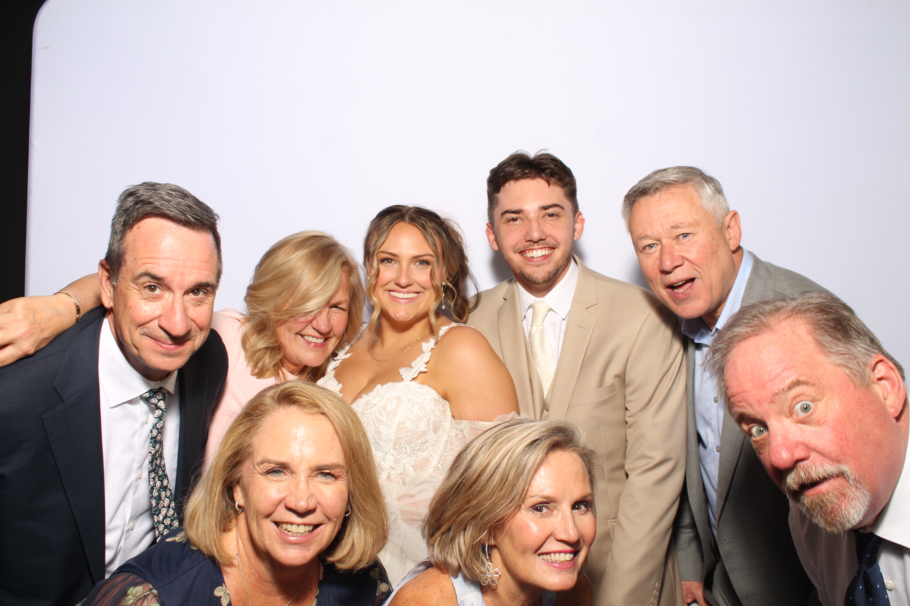 Kaiser Wedding | View more photos from the event at gallery.photoboothcincy.com/u/PhotoBoothCincy/Kaiser-Wedding