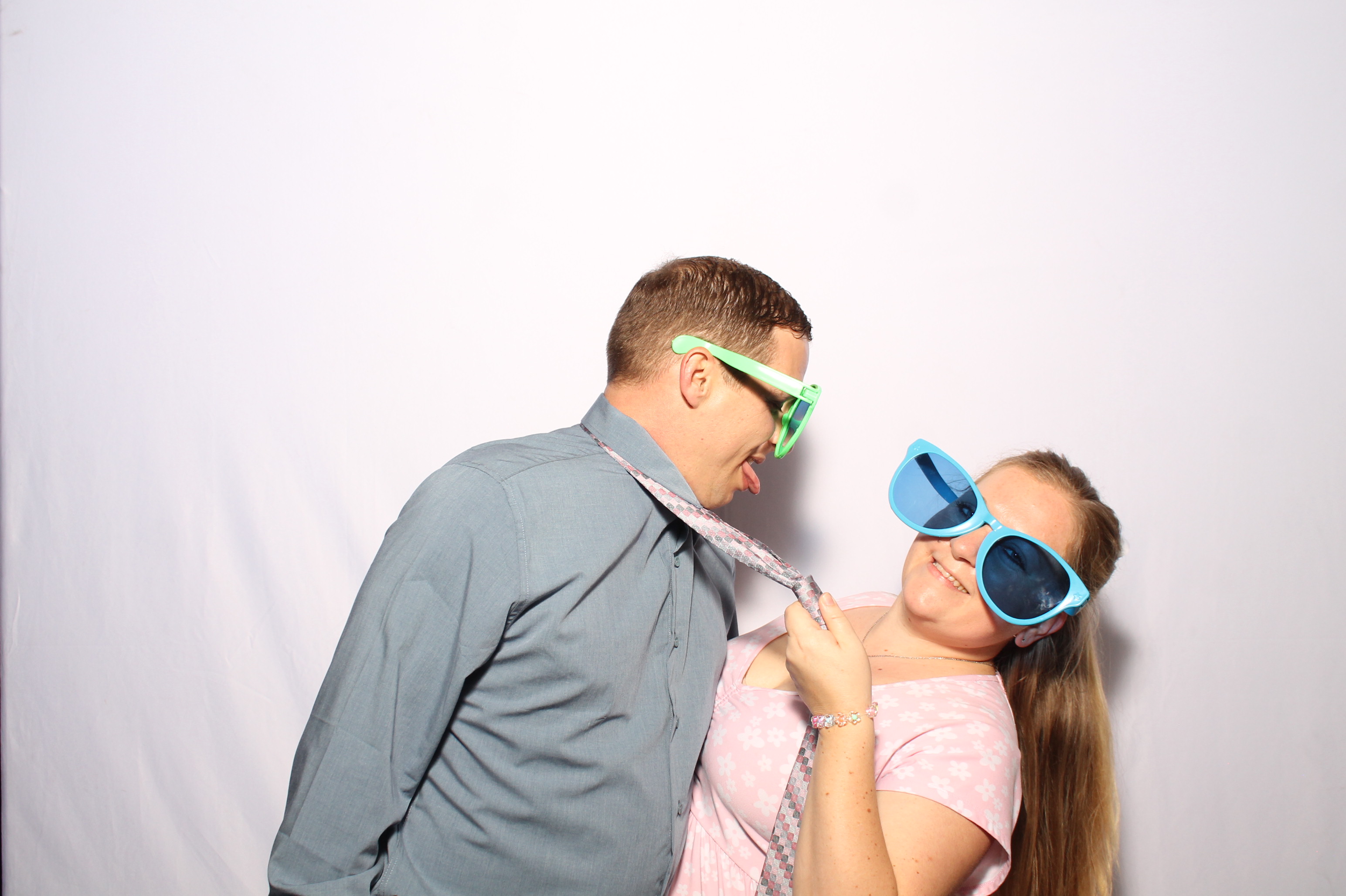 Kaiser Wedding | View more photos from the event at gallery.photoboothcincy.com/u/PhotoBoothCincy/Kaiser-Wedding