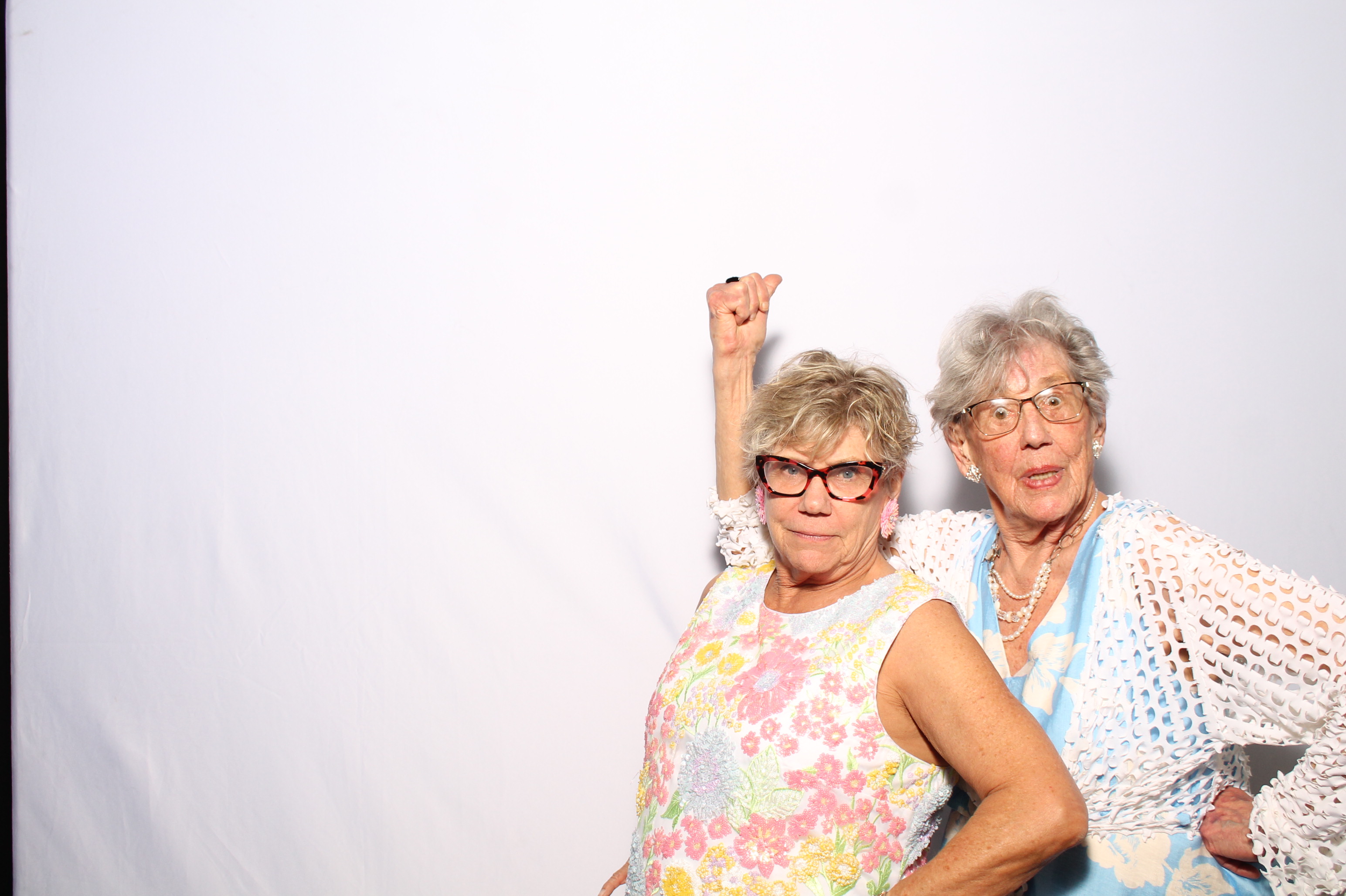 Kaiser Wedding | View more photos from the event at gallery.photoboothcincy.com/u/PhotoBoothCincy/Kaiser-Wedding