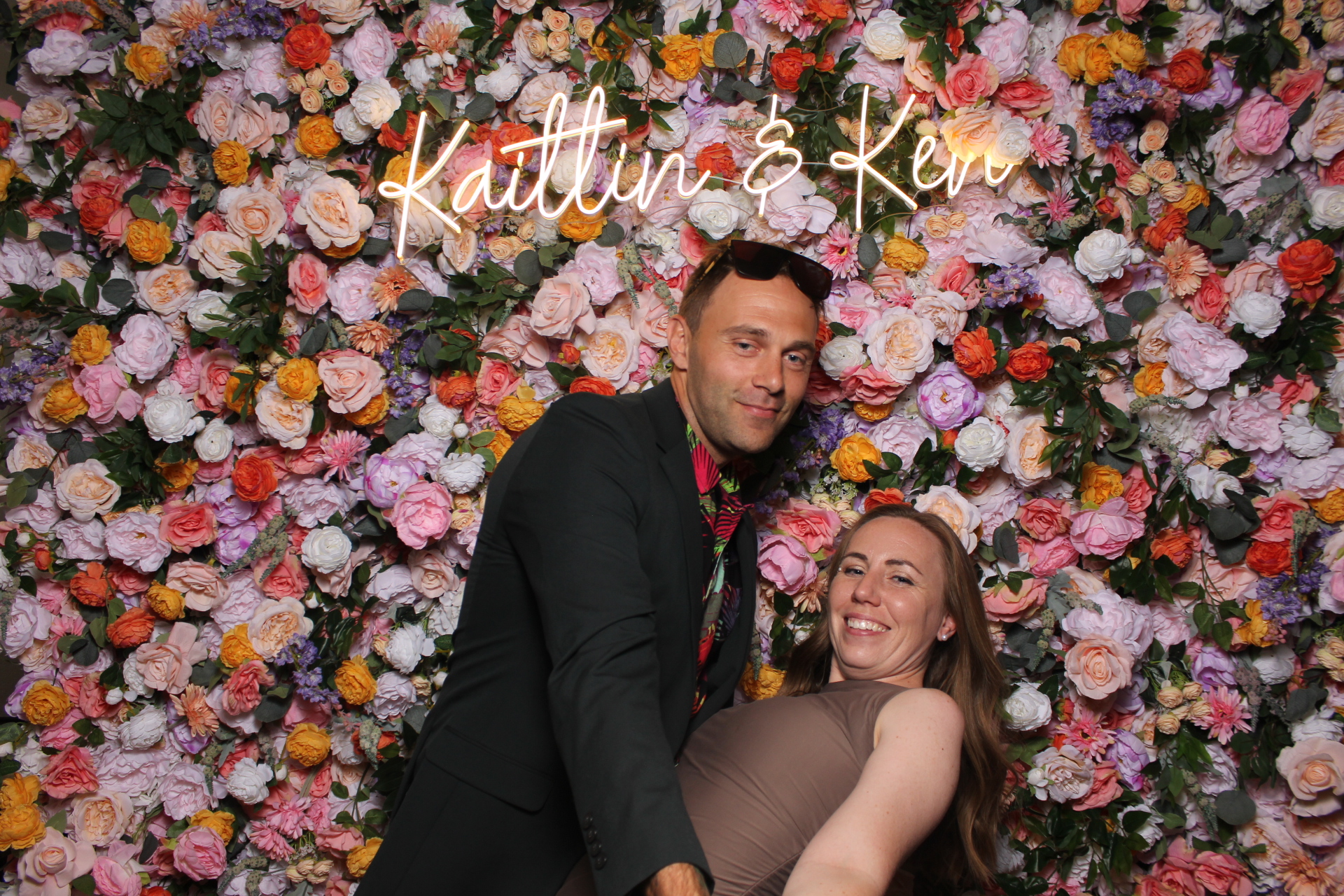 Kaitlin & Ken | View more photos from the event at gallery.photoboothcincy.com/u/PhotoBoothCincy/Kaitlin-Ken
