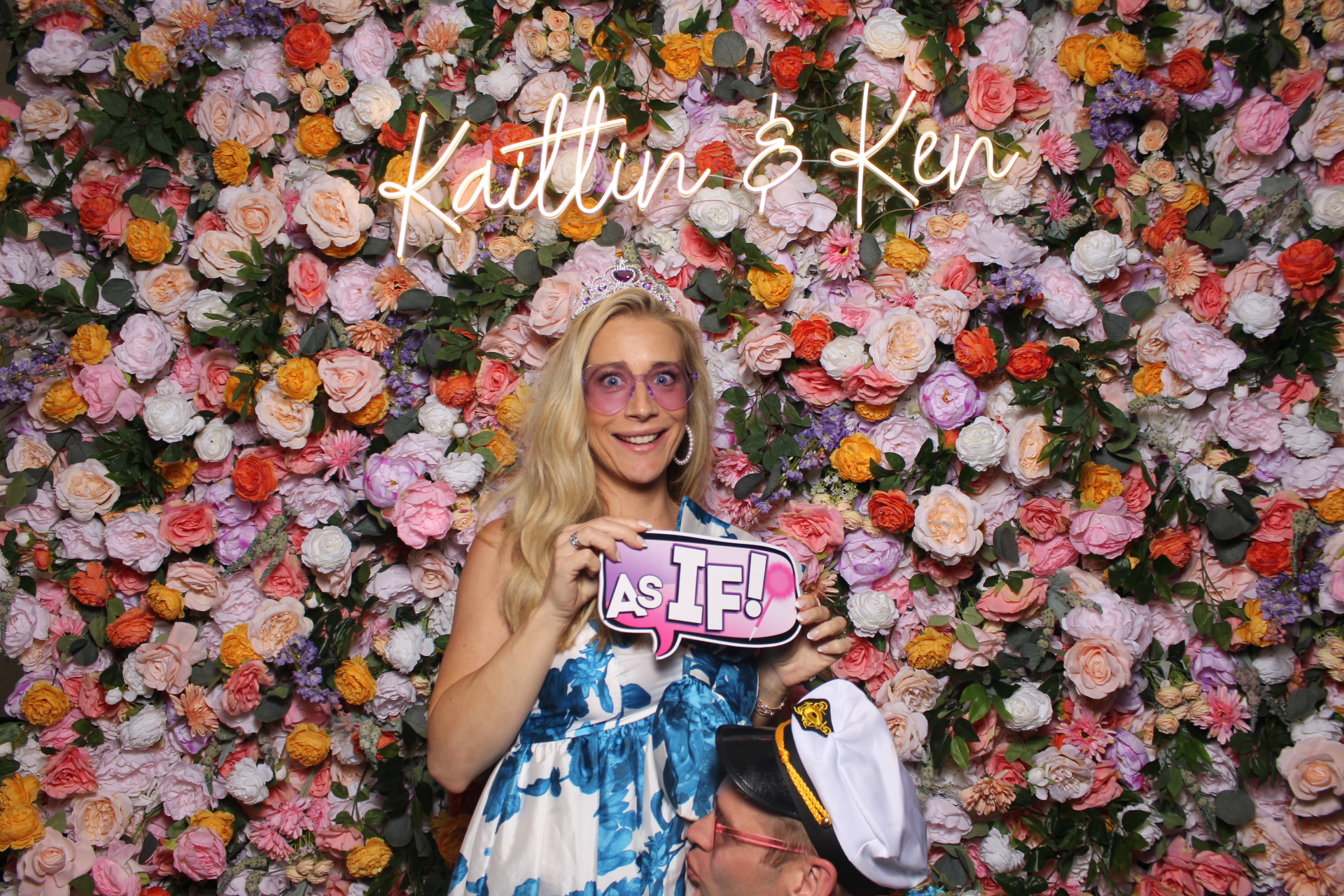 Kaitlin & Ken | View more photos from the event at gallery.photoboothcincy.com/u/PhotoBoothCincy/Kaitlin-Ken