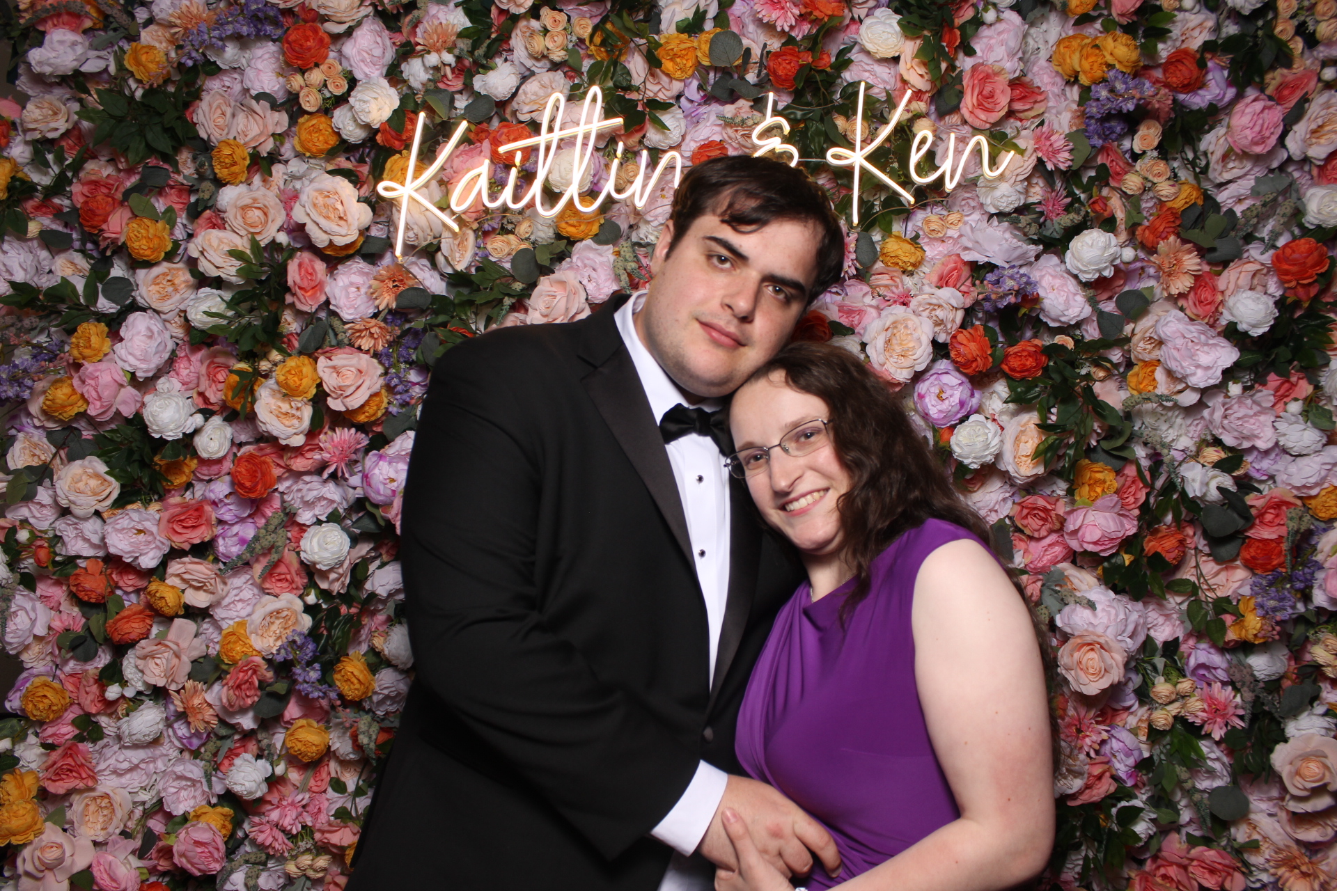 Kaitlin & Ken | View more photos from the event at gallery.photoboothcincy.com/u/PhotoBoothCincy/Kaitlin-Ken