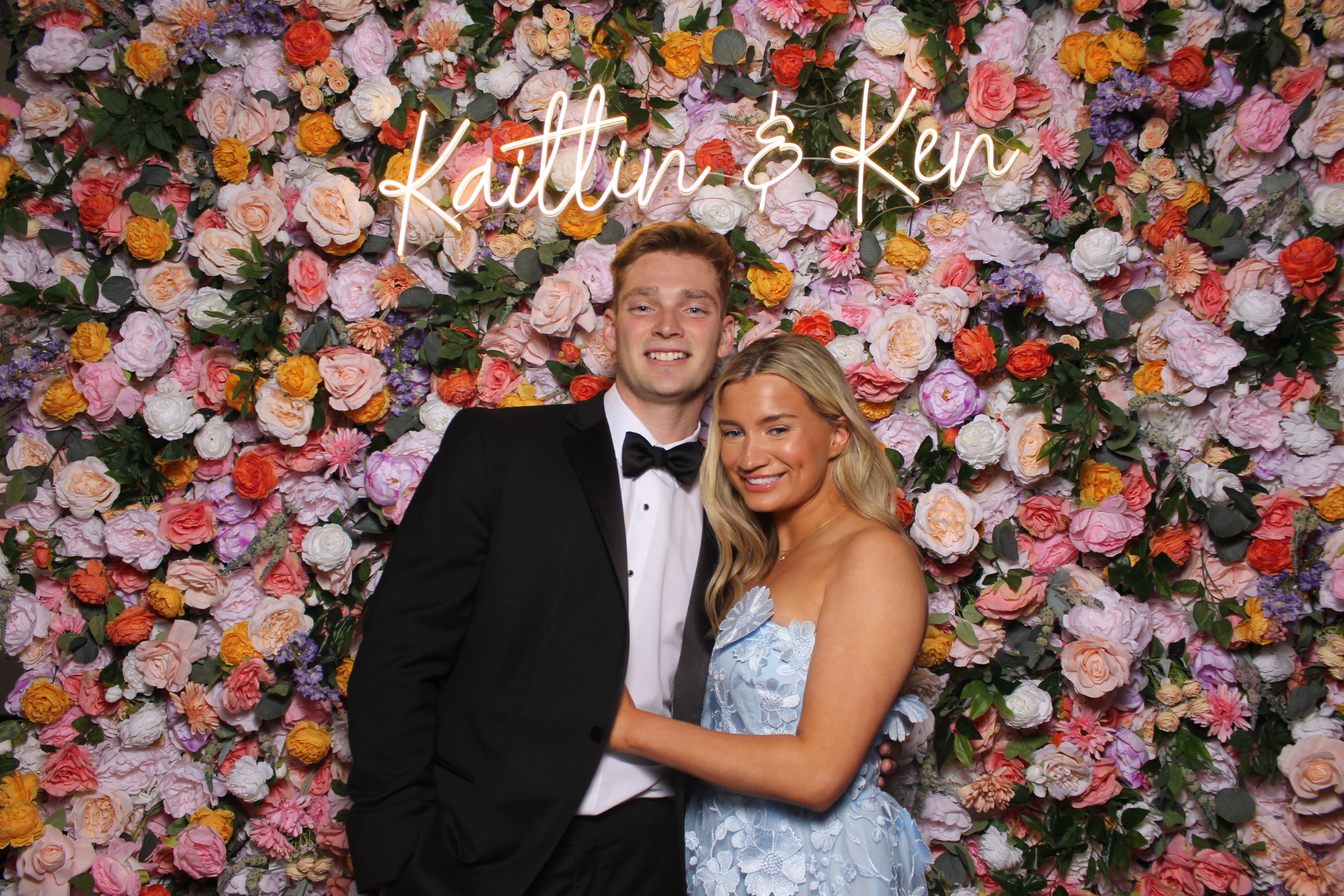 Kaitlin & Ken | View more photos from the event at gallery.photoboothcincy.com/u/PhotoBoothCincy/Kaitlin-Ken