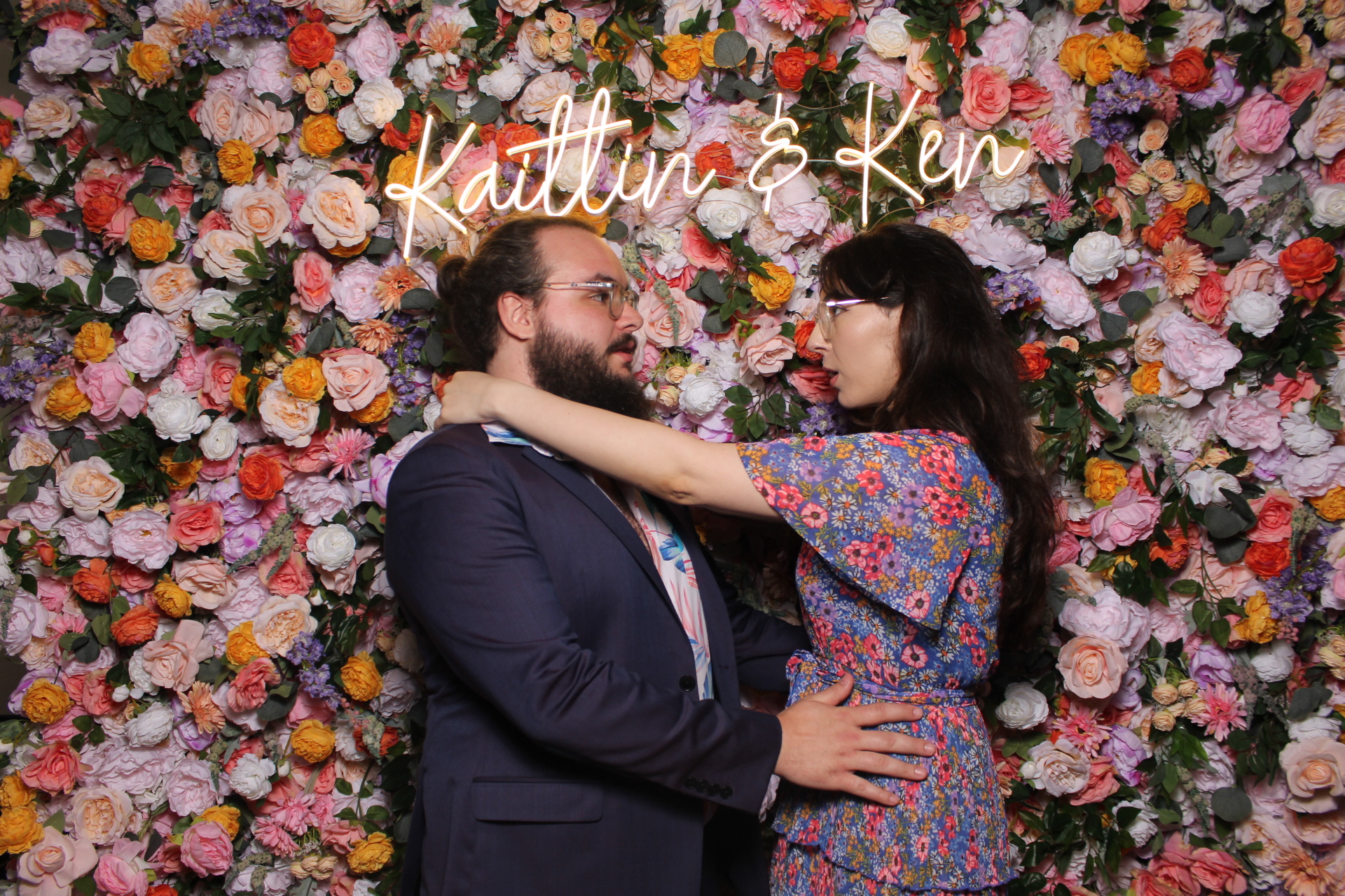 Kaitlin & Ken | View more photos from the event at gallery.photoboothcincy.com/u/PhotoBoothCincy/Kaitlin-Ken