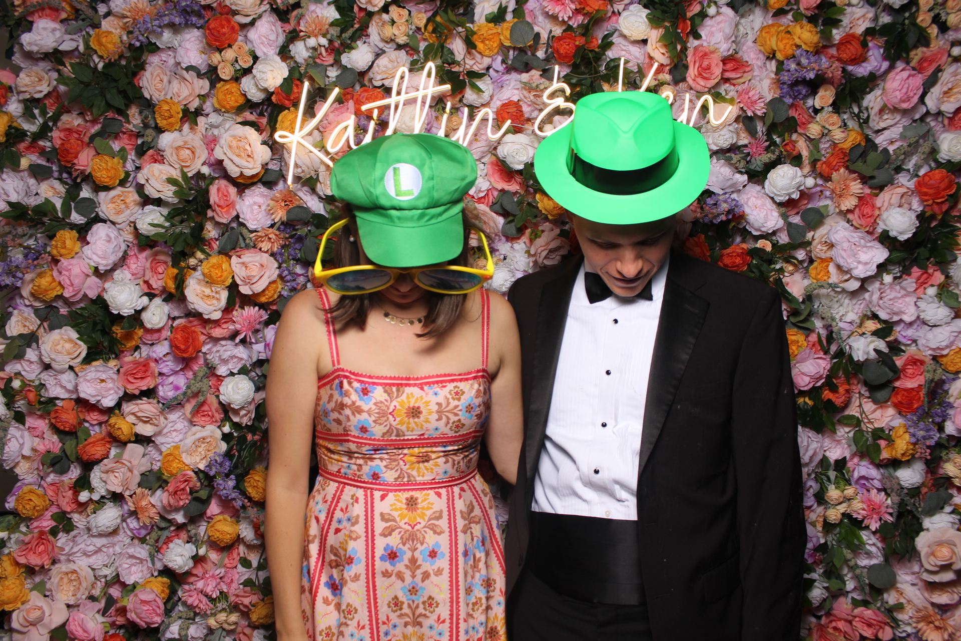 Kaitlin & Ken | View more photos from the event at gallery.photoboothcincy.com/u/PhotoBoothCincy/Kaitlin-Ken