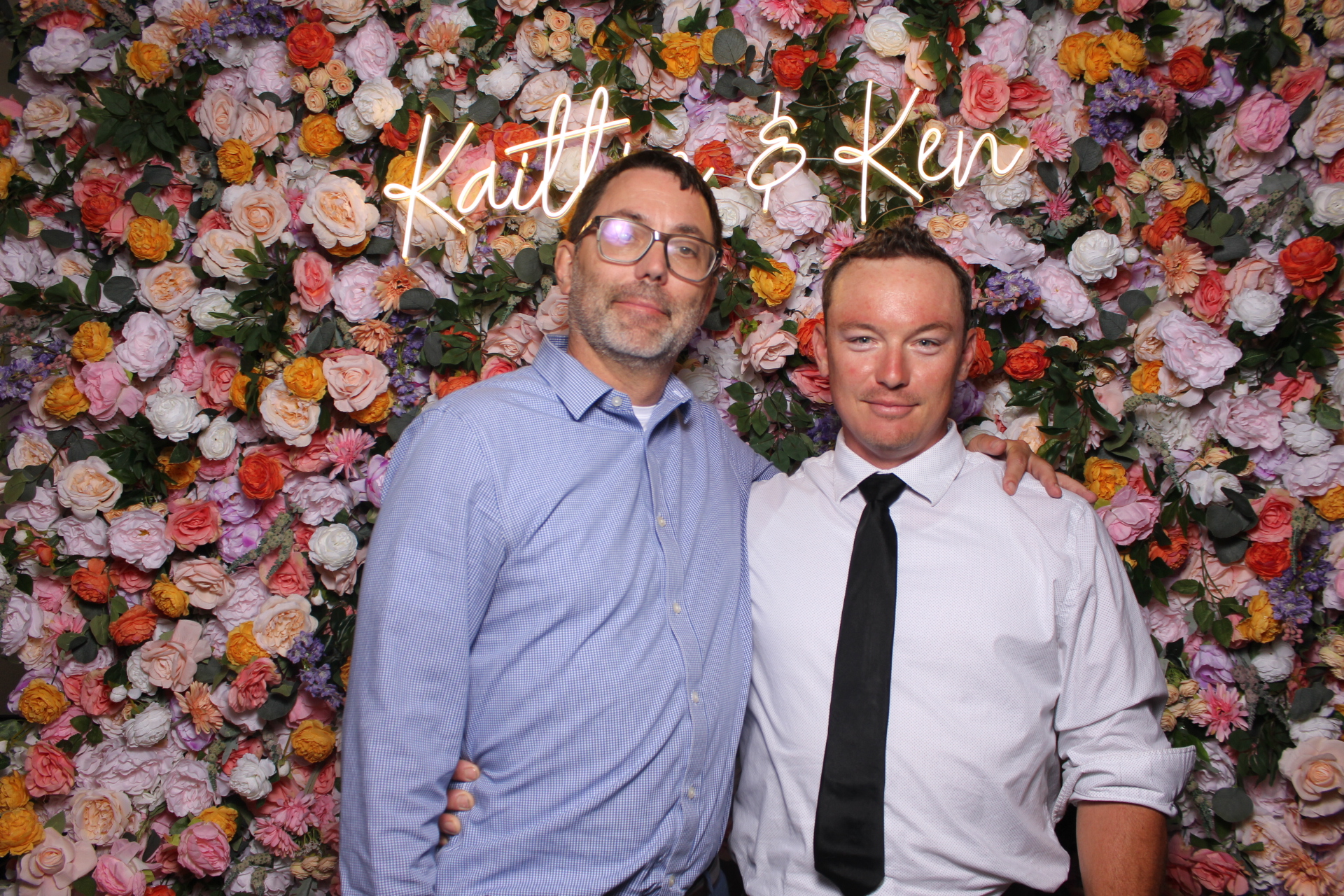 Kaitlin & Ken | View more photos from the event at gallery.photoboothcincy.com/u/PhotoBoothCincy/Kaitlin-Ken