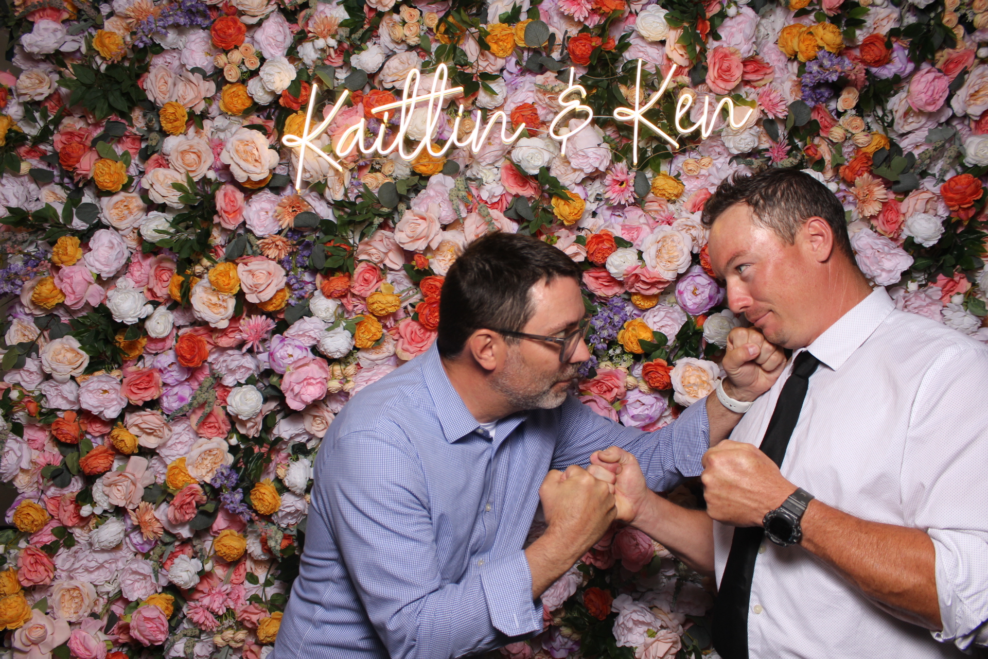Kaitlin & Ken | View more photos from the event at gallery.photoboothcincy.com/u/PhotoBoothCincy/Kaitlin-Ken