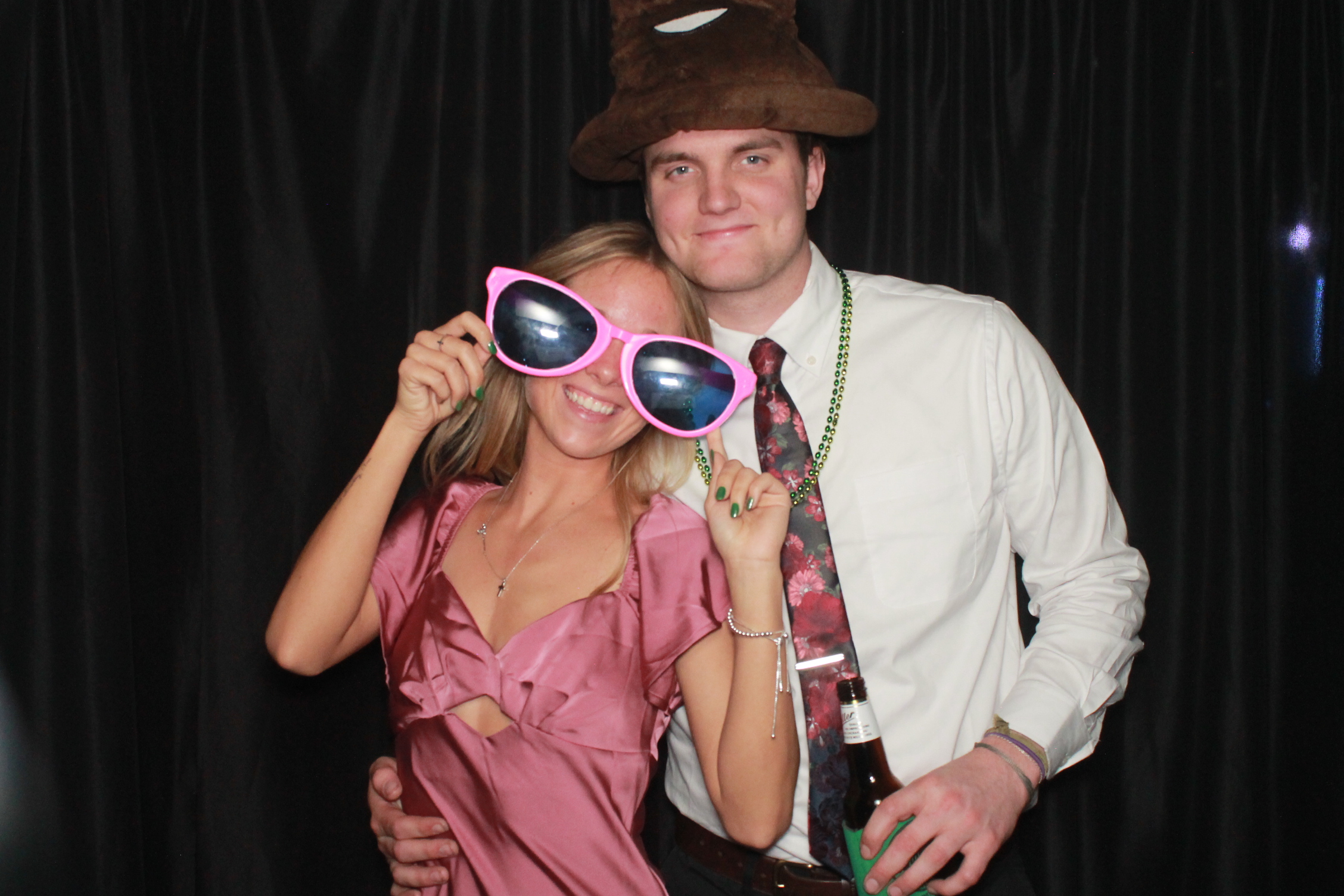 Kara & Zach | View more photos from the event at gallery.photoboothcincy.com/u/PhotoBoothCincy/Kara-Zach