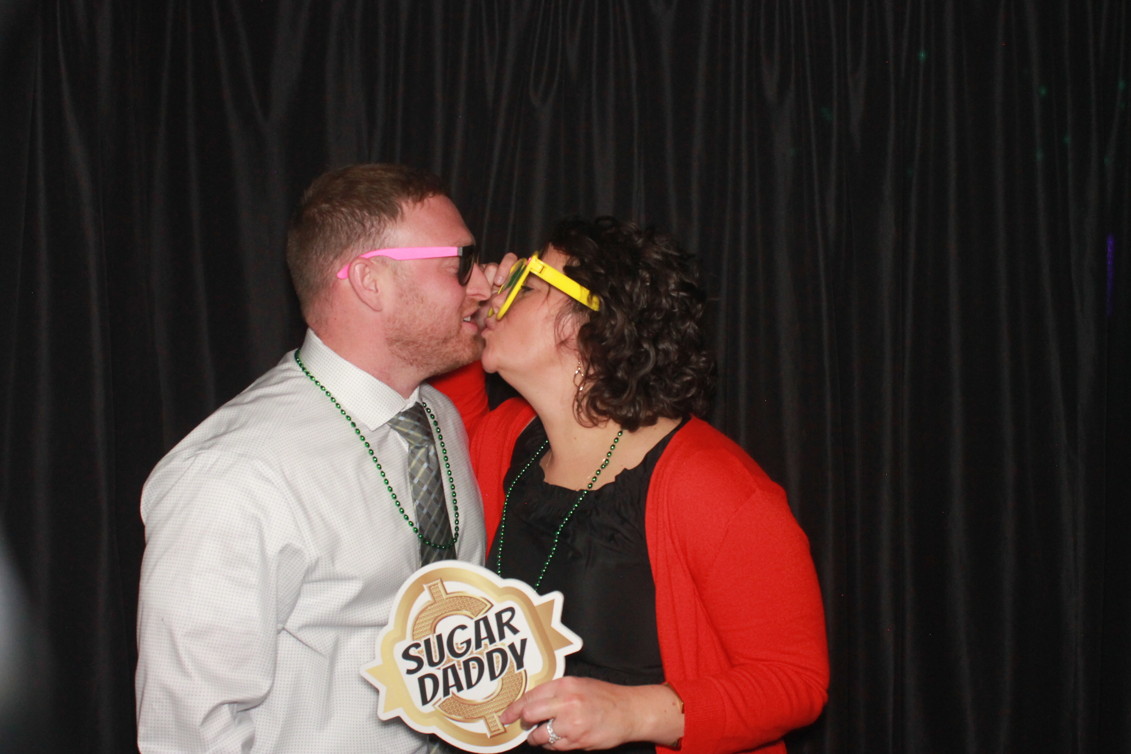 Kara & Zach | View more photos from the event at gallery.photoboothcincy.com/u/PhotoBoothCincy/Kara-Zach