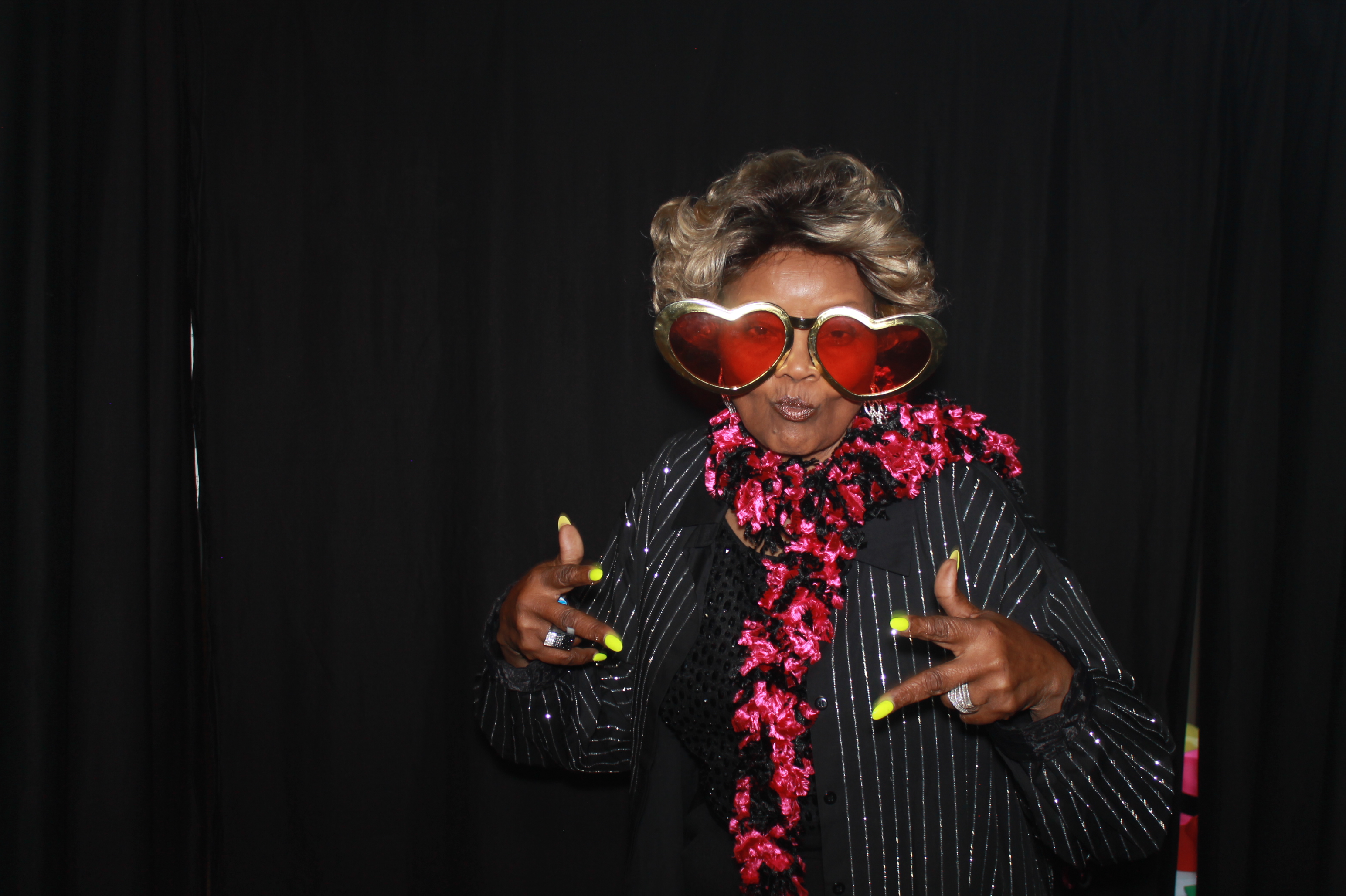 Kary's Mother's 70th! | View more photos from the event at gallery.photoboothcincy.com/u/PhotoBoothCincy/Karys-Mothers-70th