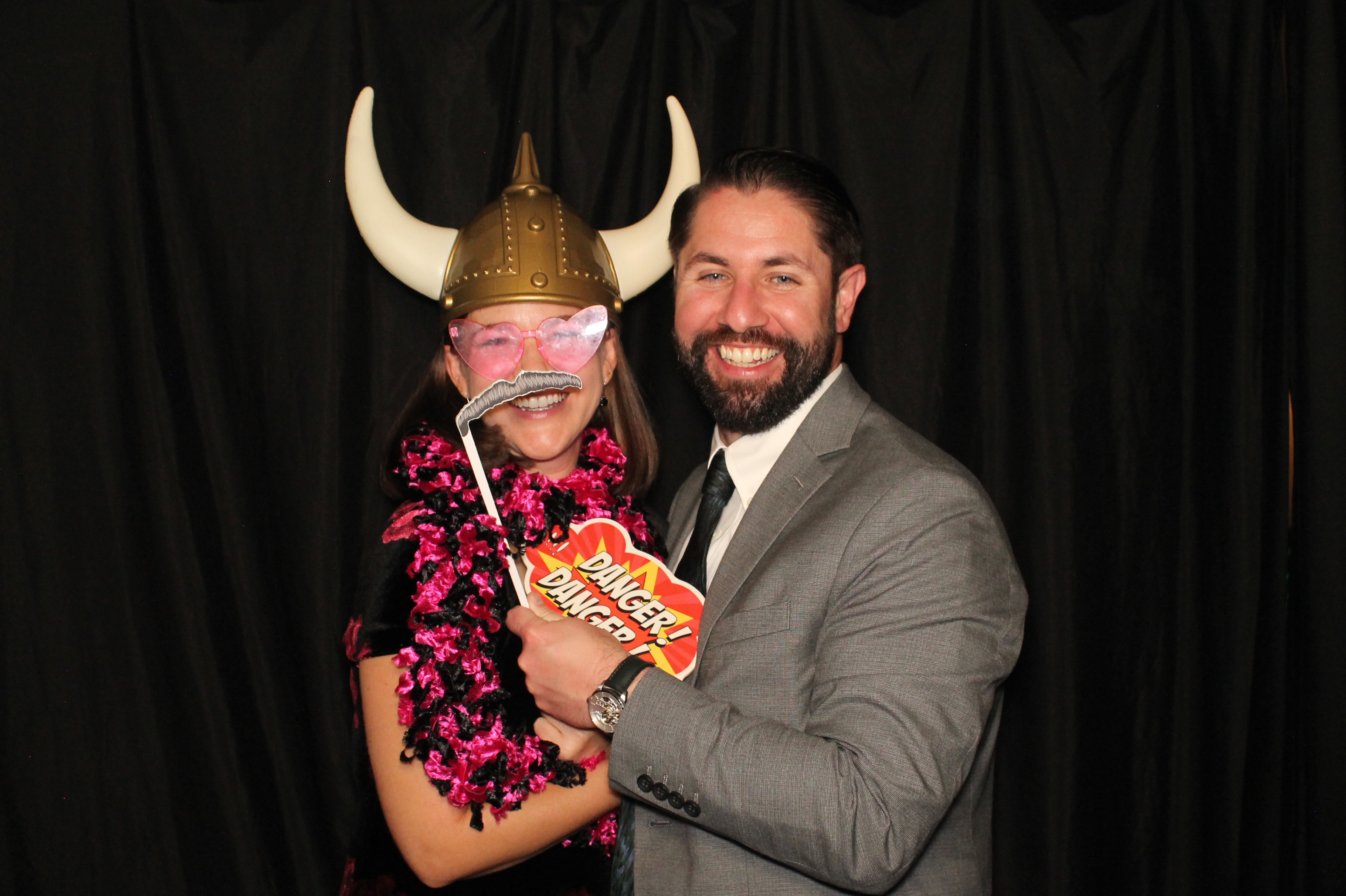 Kate & Ryan | View more photos from the event at gallery.photoboothcincy.com/u/PhotoBoothCincy/Kate-Ryan