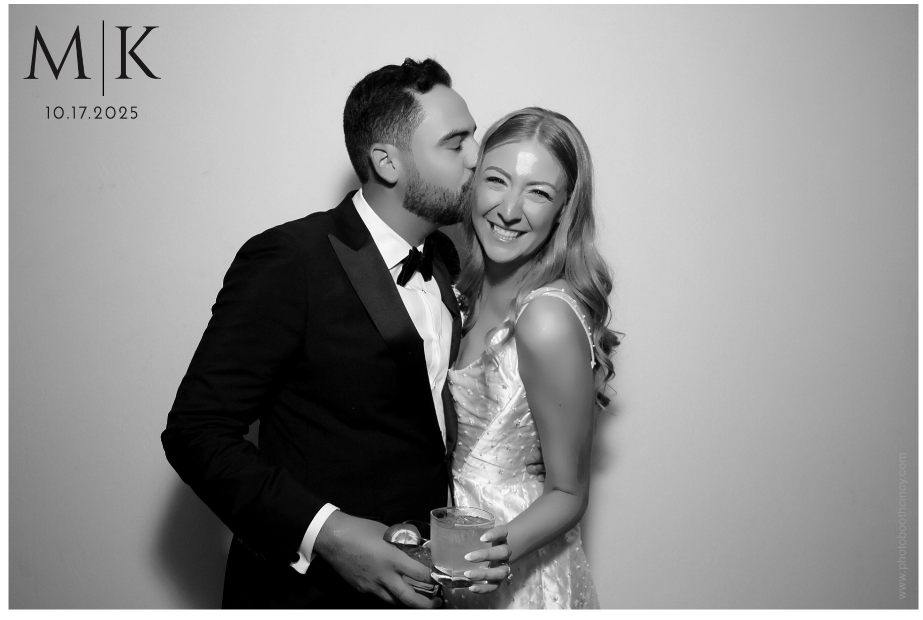 Katelin & Matthew  | View more photos from the event at gallery.photoboothcincy.com/u/PhotoBoothCincy/Katelin-Matthew