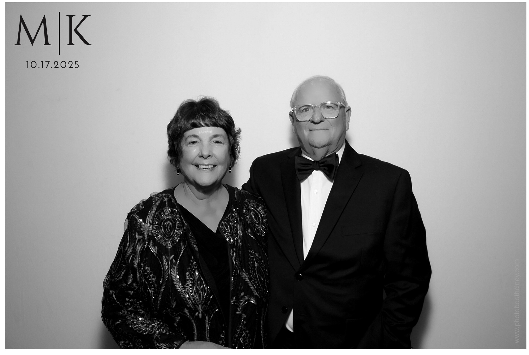 Katelin & Matthew  | View more photos from the event at gallery.photoboothcincy.com/u/PhotoBoothCincy/Katelin-Matthew