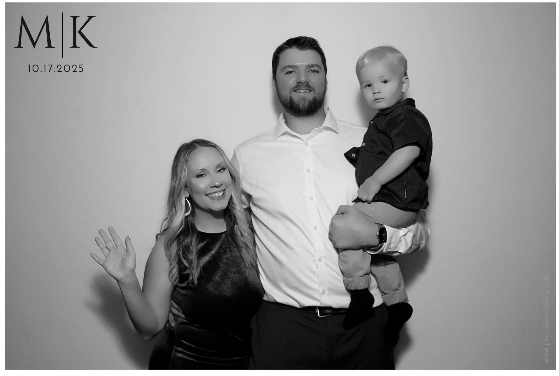Katelin & Matthew  | View more photos from the event at gallery.photoboothcincy.com/u/PhotoBoothCincy/Katelin-Matthew