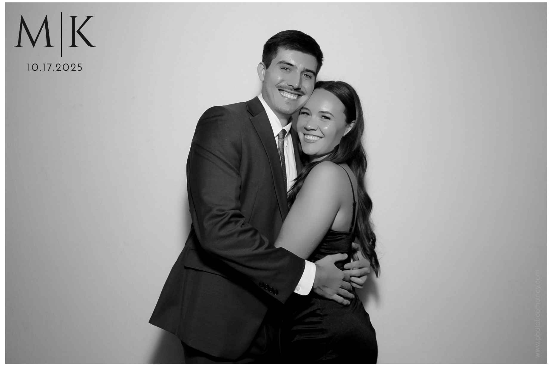 Katelin & Matthew  | View more photos from the event at gallery.photoboothcincy.com/u/PhotoBoothCincy/Katelin-Matthew
