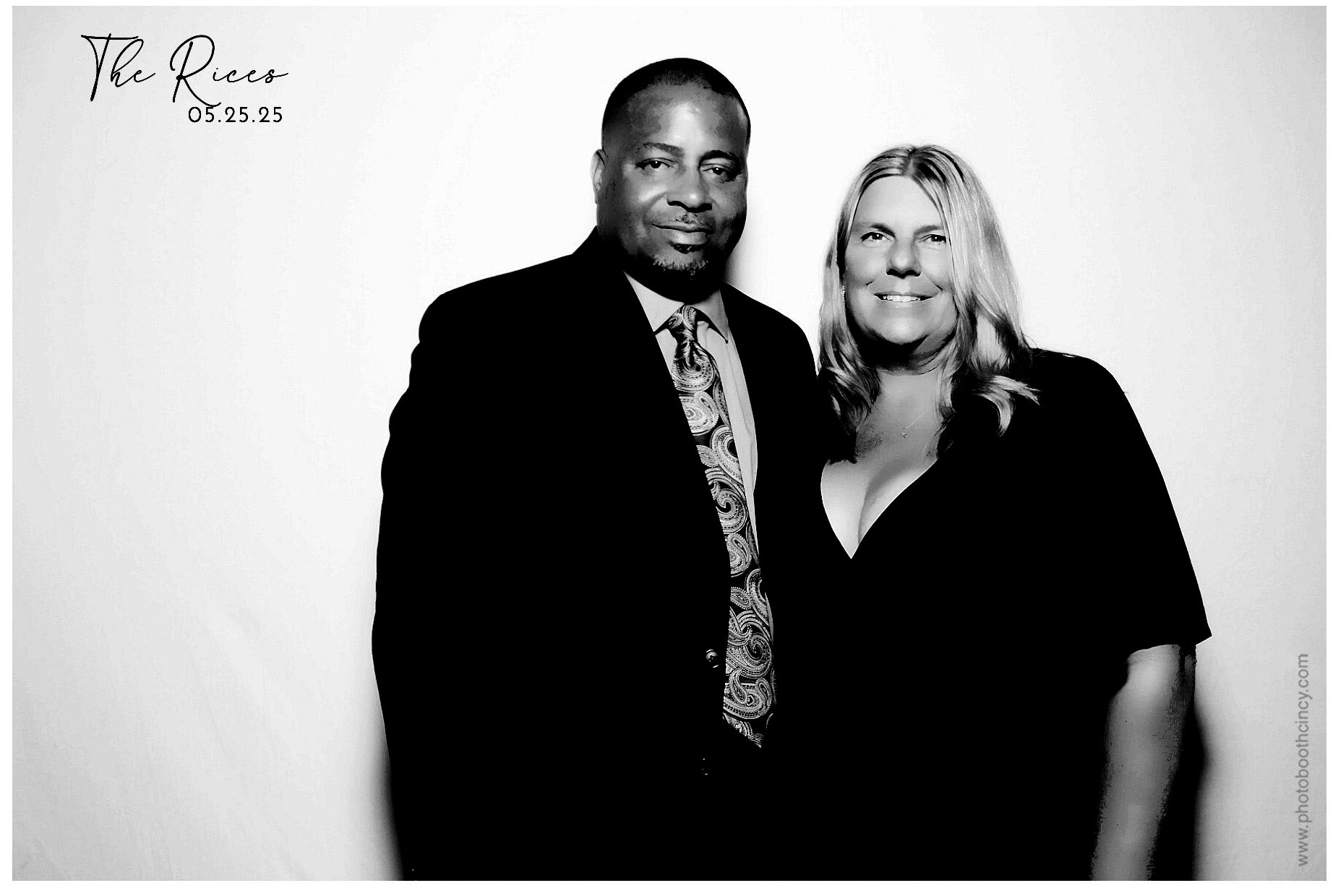Kathleen & Chad | View more photos from the event at gallery.photoboothcincy.com/u/PhotoBoothCincy/Kathleen-Chad
