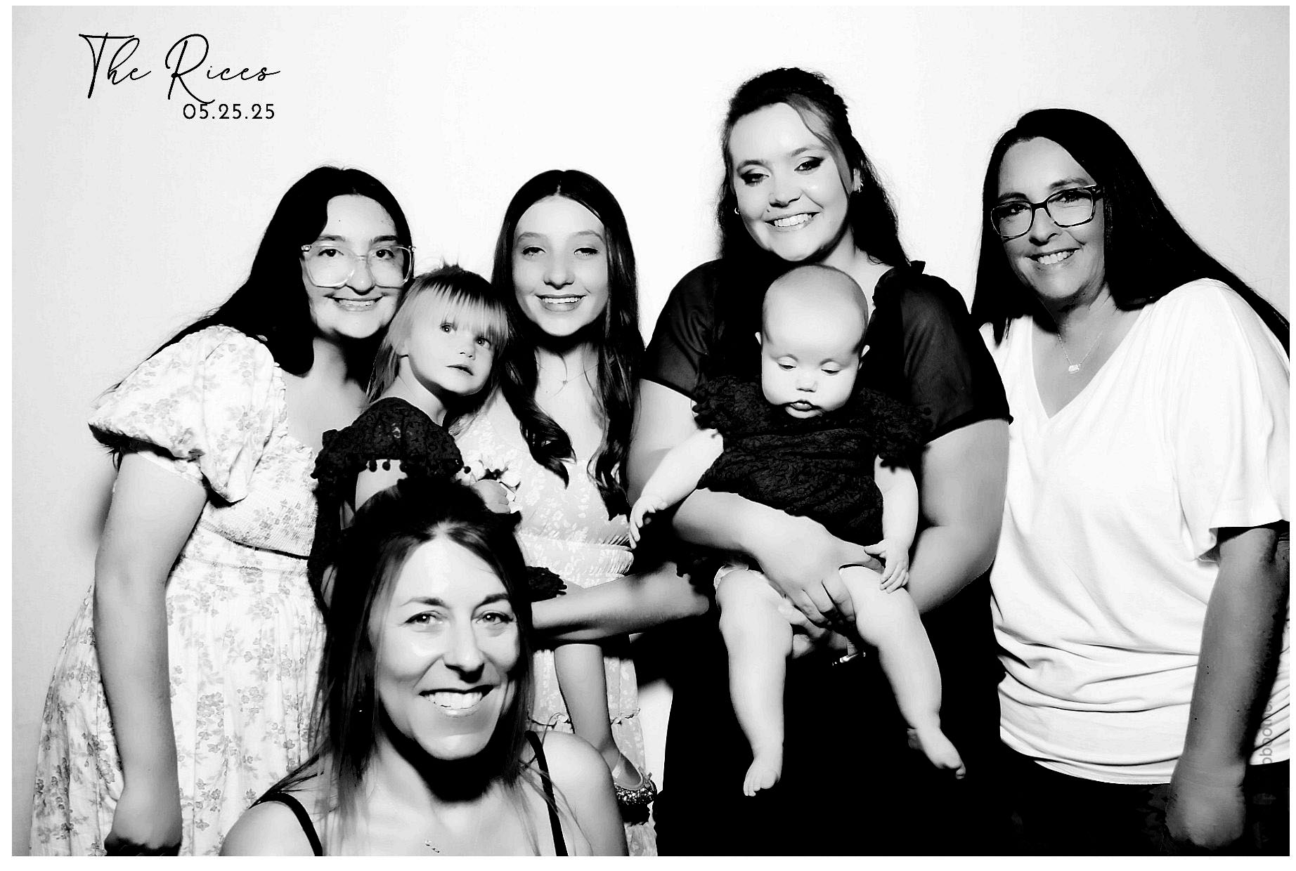 Kathleen & Chad | View more photos from the event at gallery.photoboothcincy.com/u/PhotoBoothCincy/Kathleen-Chad