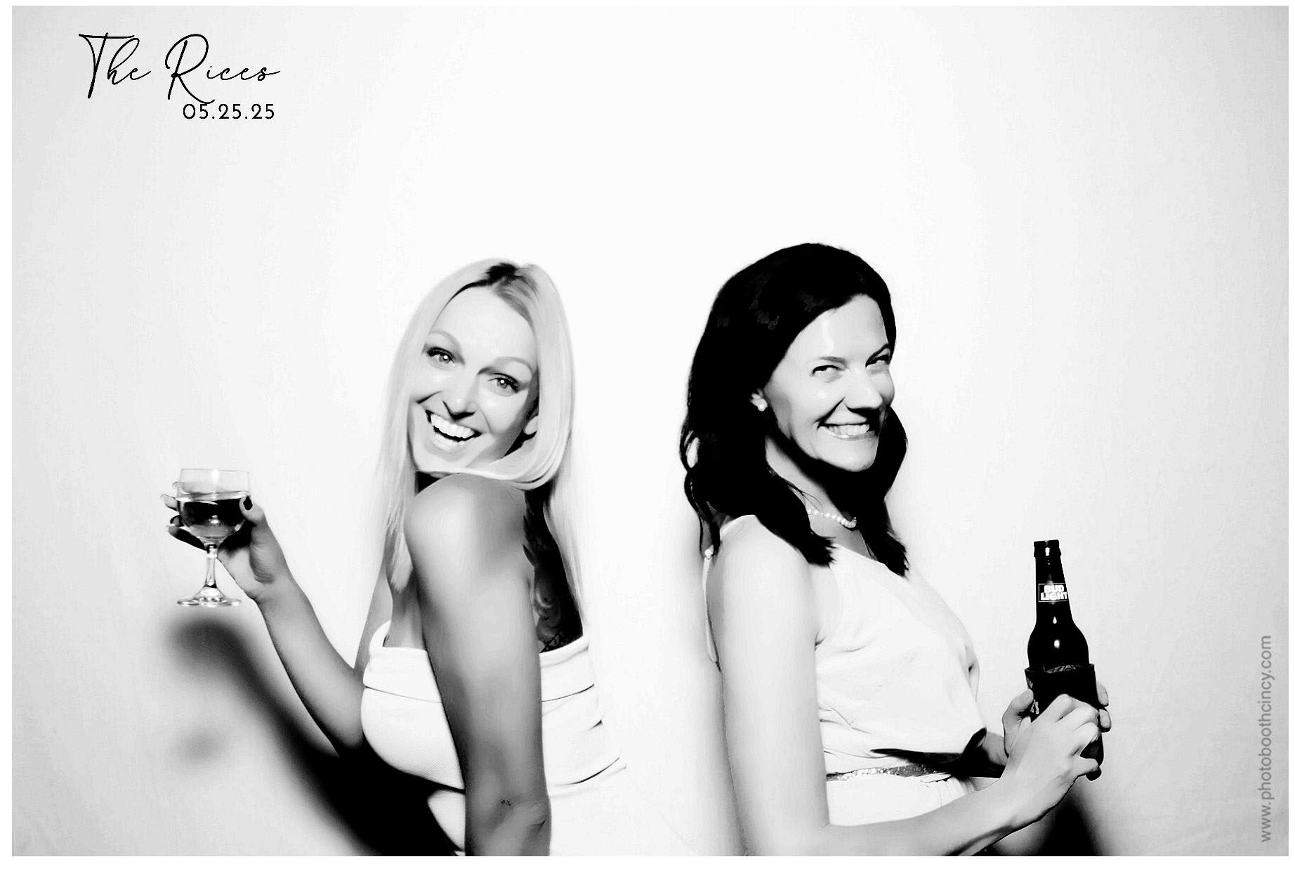 Kathleen & Chad | View more photos from the event at gallery.photoboothcincy.com/u/PhotoBoothCincy/Kathleen-Chad