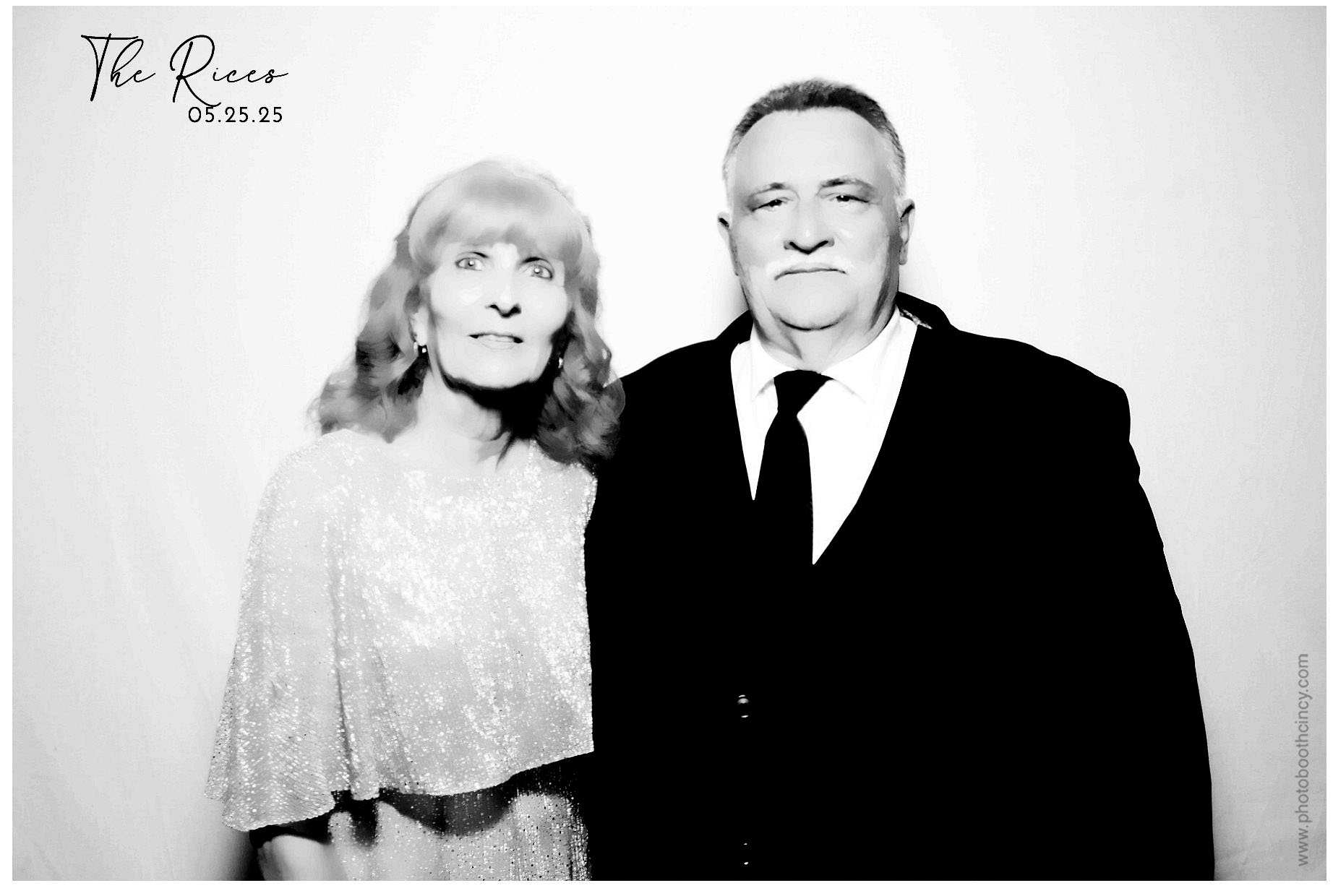 Kathleen & Chad | View more photos from the event at gallery.photoboothcincy.com/u/PhotoBoothCincy/Kathleen-Chad