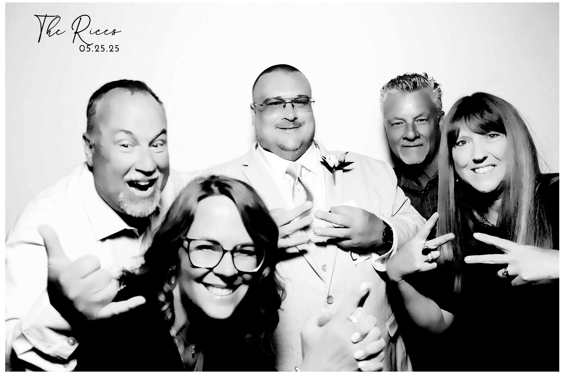Kathleen & Chad | View more photos from the event at gallery.photoboothcincy.com/u/PhotoBoothCincy/Kathleen-Chad