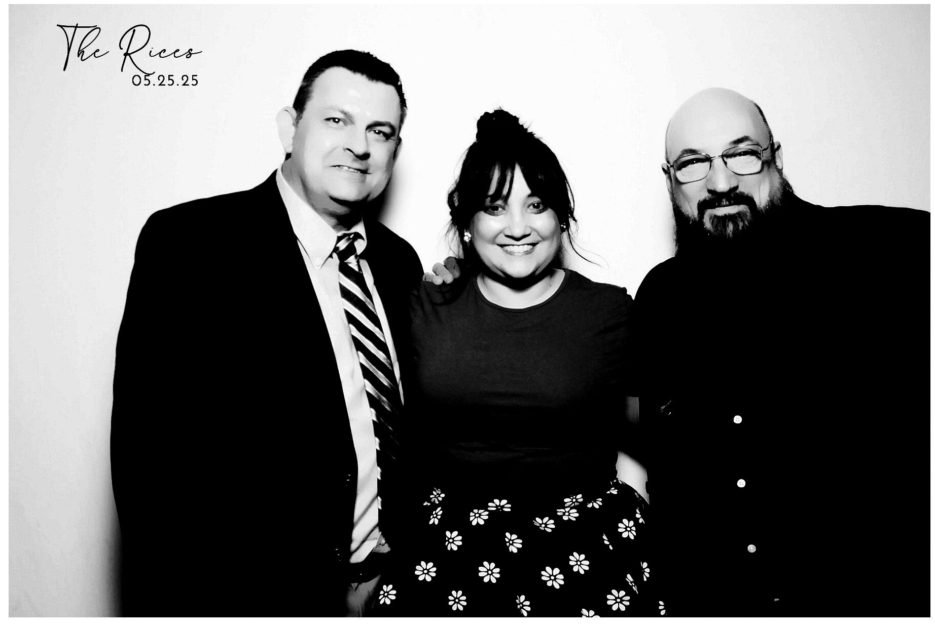 Kathleen & Chad | View more photos from the event at gallery.photoboothcincy.com/u/PhotoBoothCincy/Kathleen-Chad