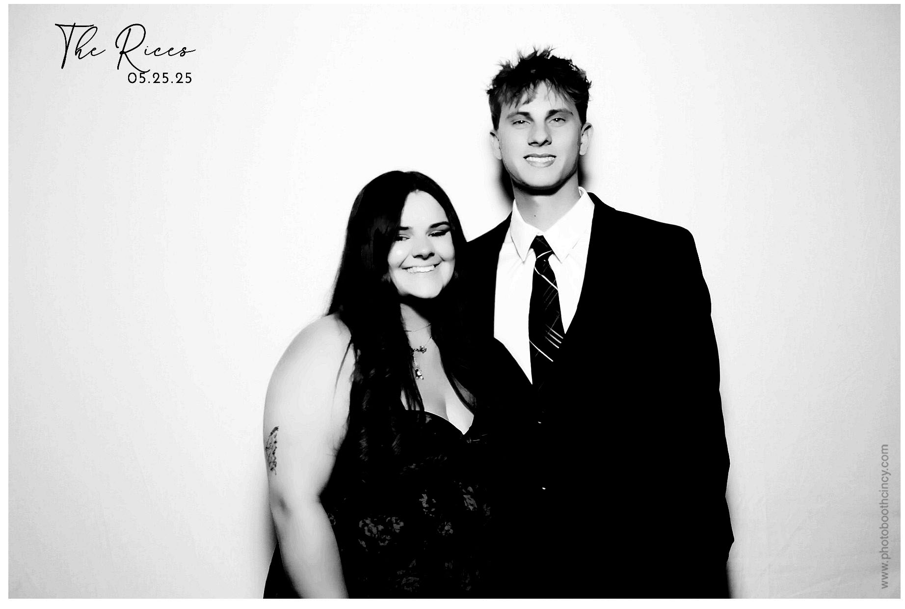 Kathleen & Chad | View more photos from the event at gallery.photoboothcincy.com/u/PhotoBoothCincy/Kathleen-Chad