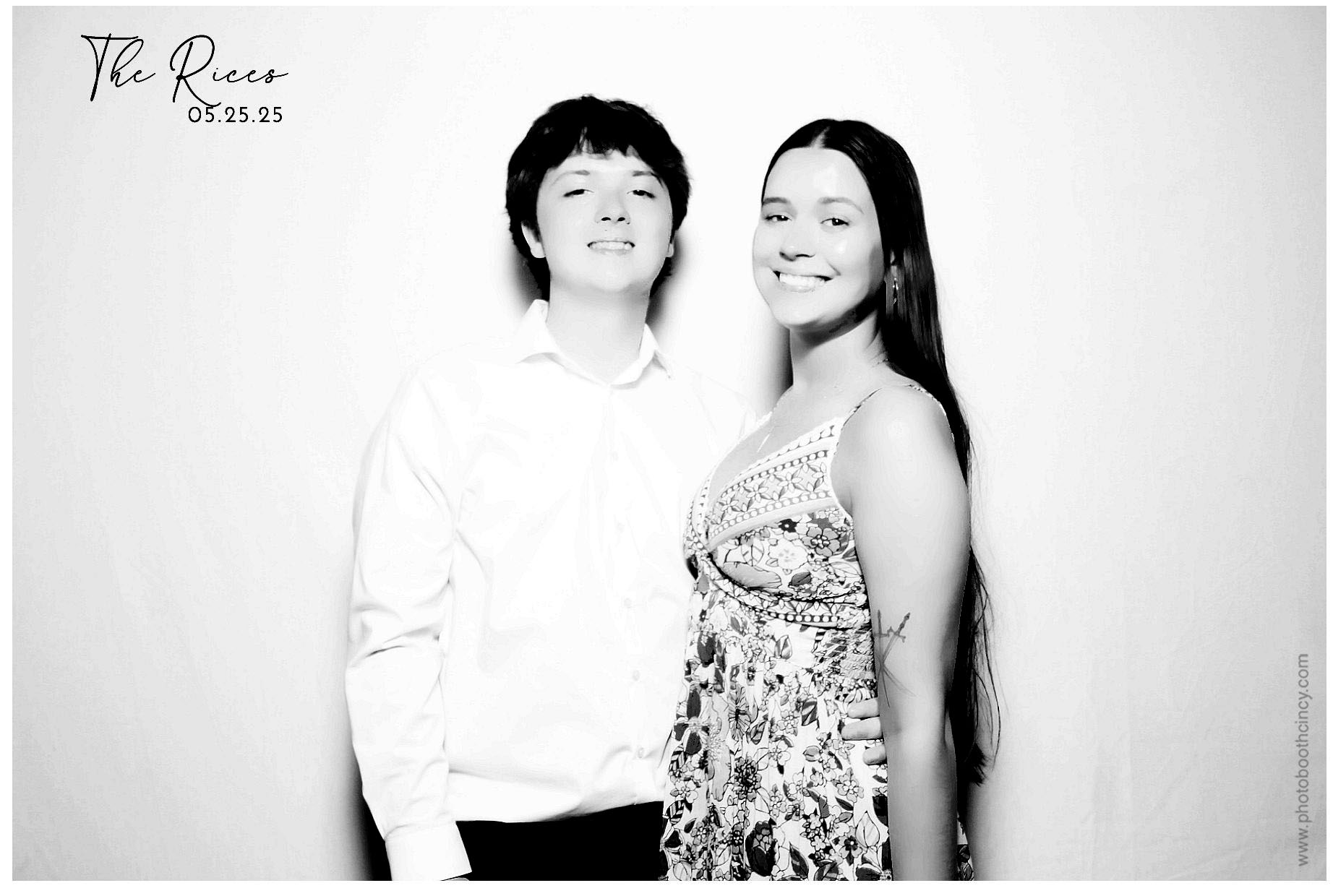 Kathleen & Chad | View more photos from the event at gallery.photoboothcincy.com/u/PhotoBoothCincy/Kathleen-Chad