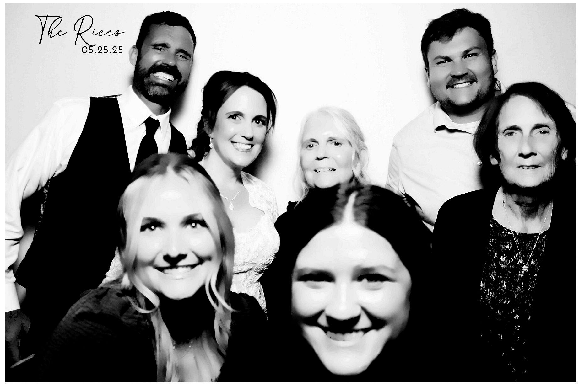 Kathleen & Chad | View more photos from the event at gallery.photoboothcincy.com/u/PhotoBoothCincy/Kathleen-Chad