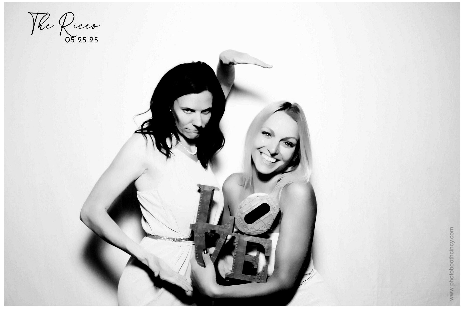 Kathleen & Chad | View more photos from the event at gallery.photoboothcincy.com/u/PhotoBoothCincy/Kathleen-Chad