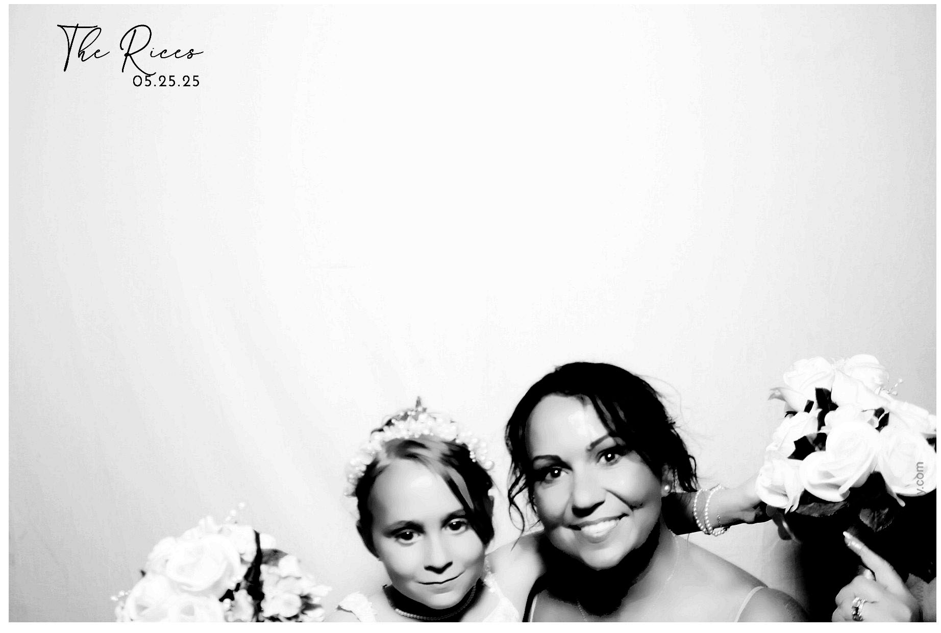 Kathleen & Chad | View more photos from the event at gallery.photoboothcincy.com/u/PhotoBoothCincy/Kathleen-Chad