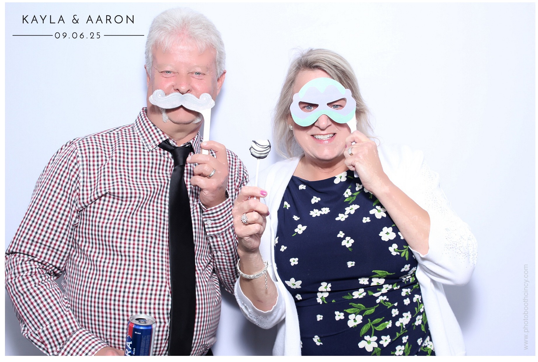 Kayla & Aaron | View more photos from the event at gallery.photoboothcincy.com/u/PhotoBoothCincy/Kayla-Aaron