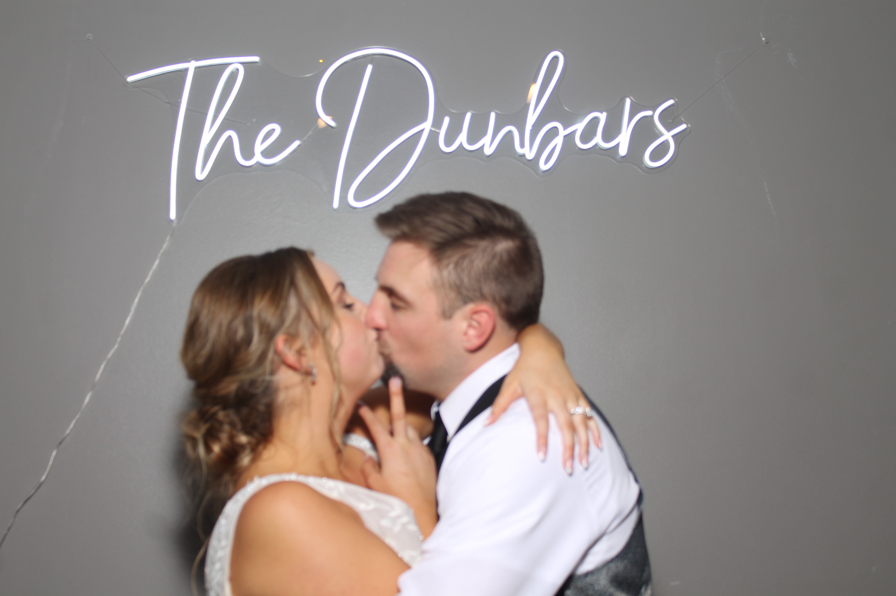 Kelly & Luke | View more photos from the event at gallery.photoboothcincy.com/u/PhotoBoothCincy/Kelly-Luke